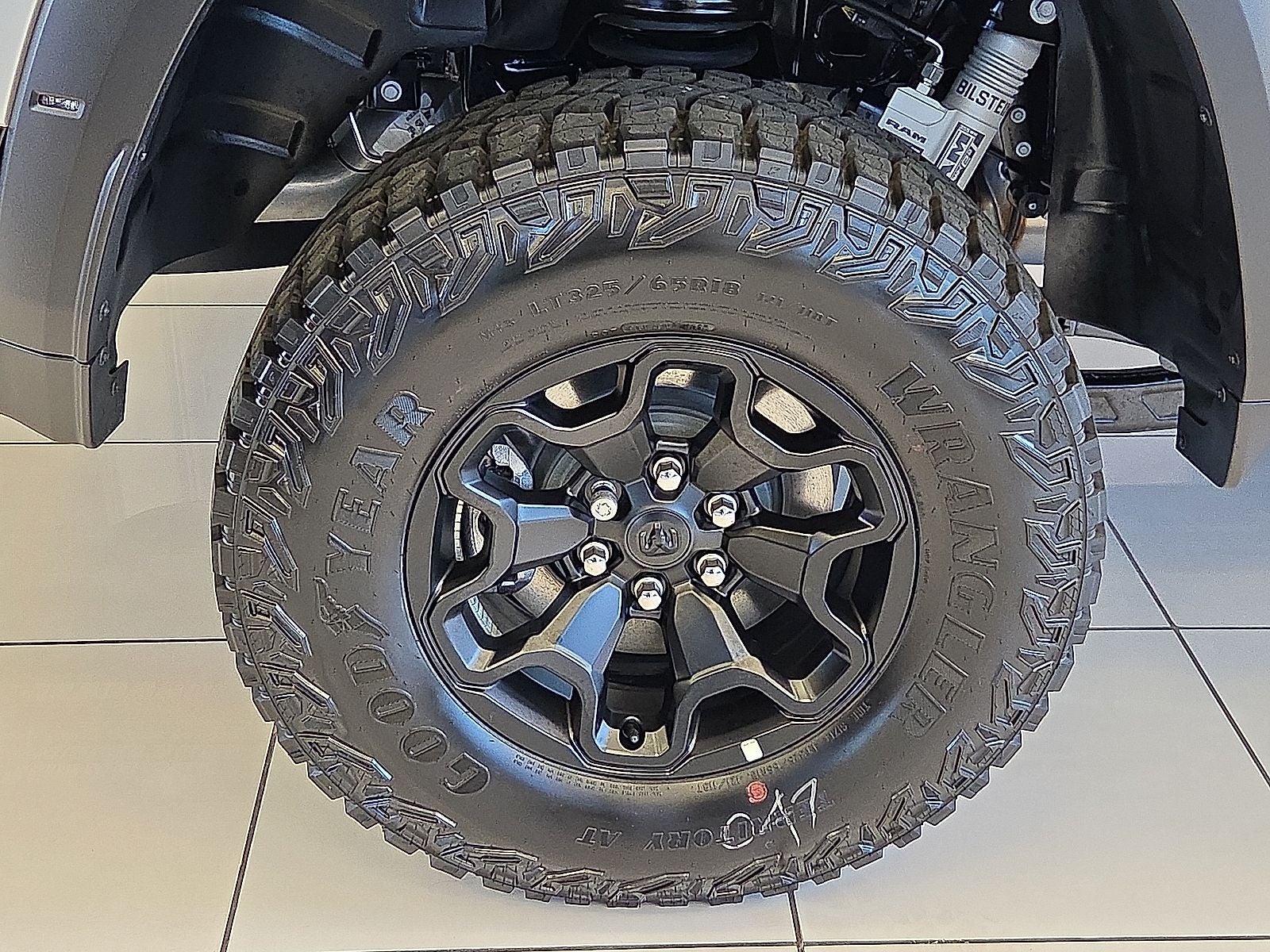 2026 RAM Ram 1500 RAM 1500 RHO CREW CAB 4X4 5'7' BOX