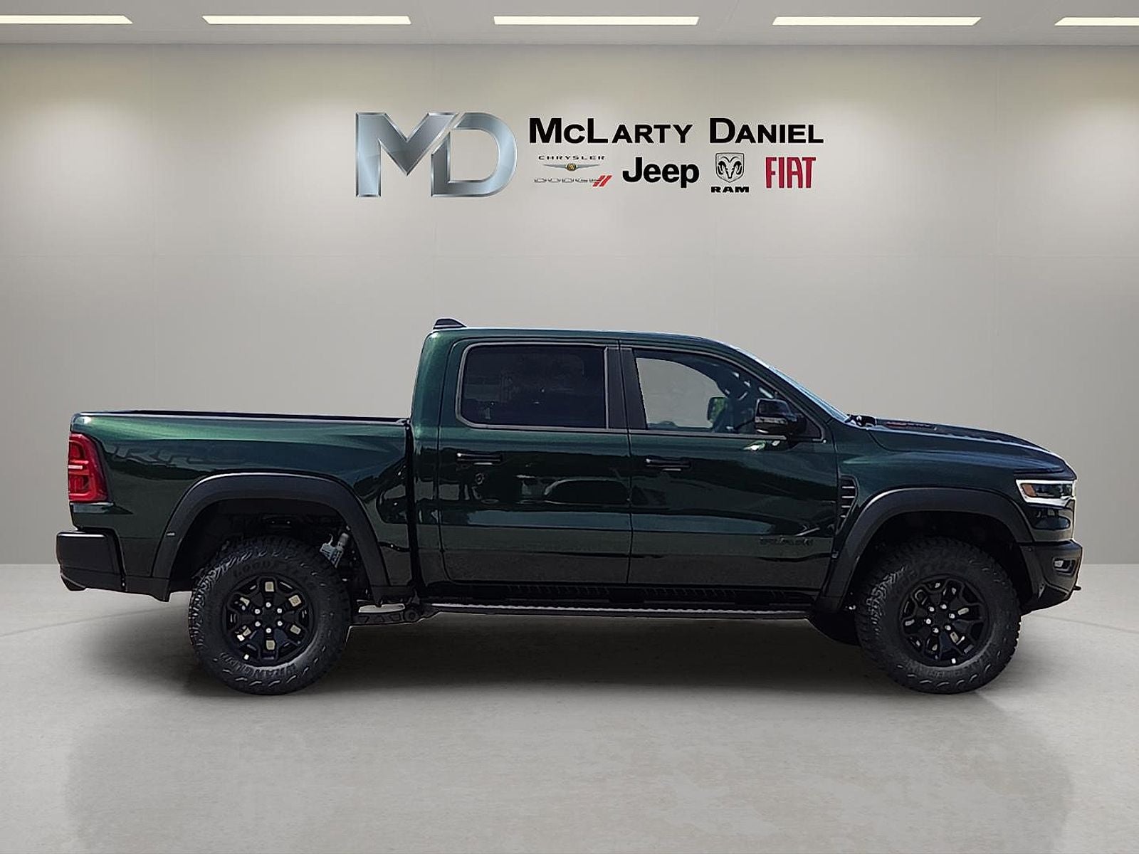 2026 RAM 1500 RAM 1500 RHO CREW CAB 4X4 5'7' BOX