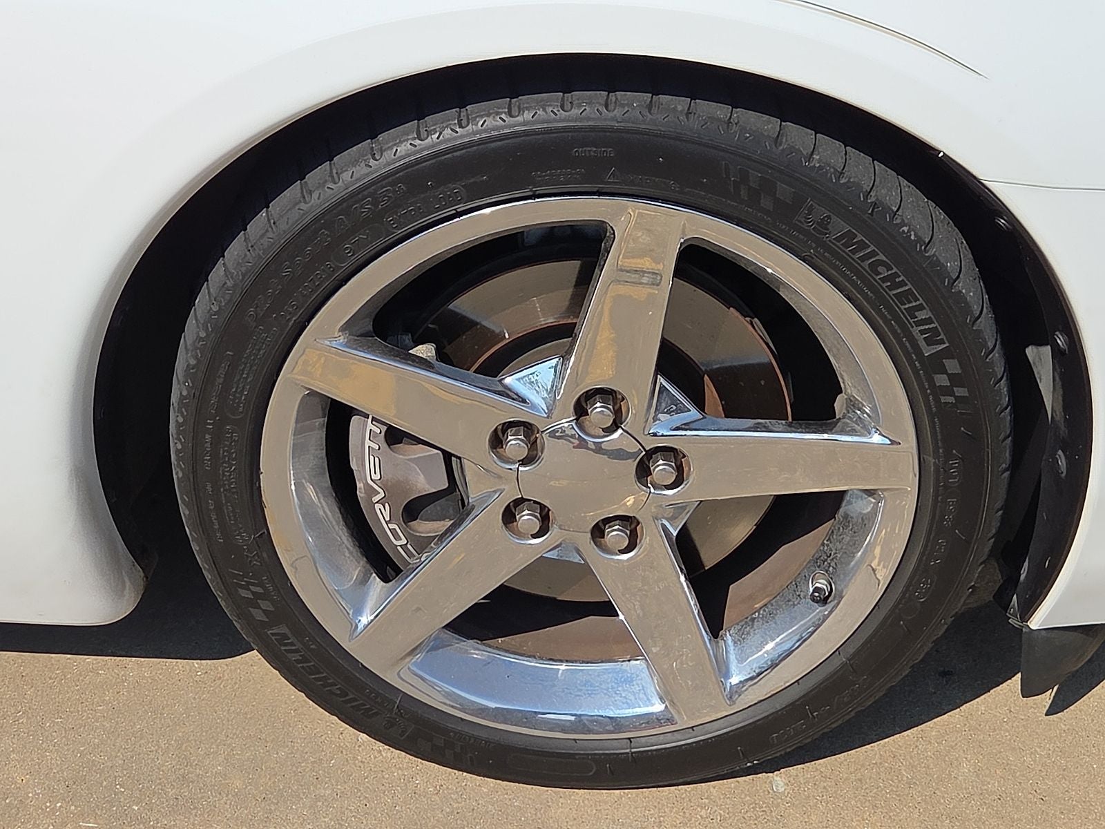 2005 Chevrolet Corvette 2dr Cpe