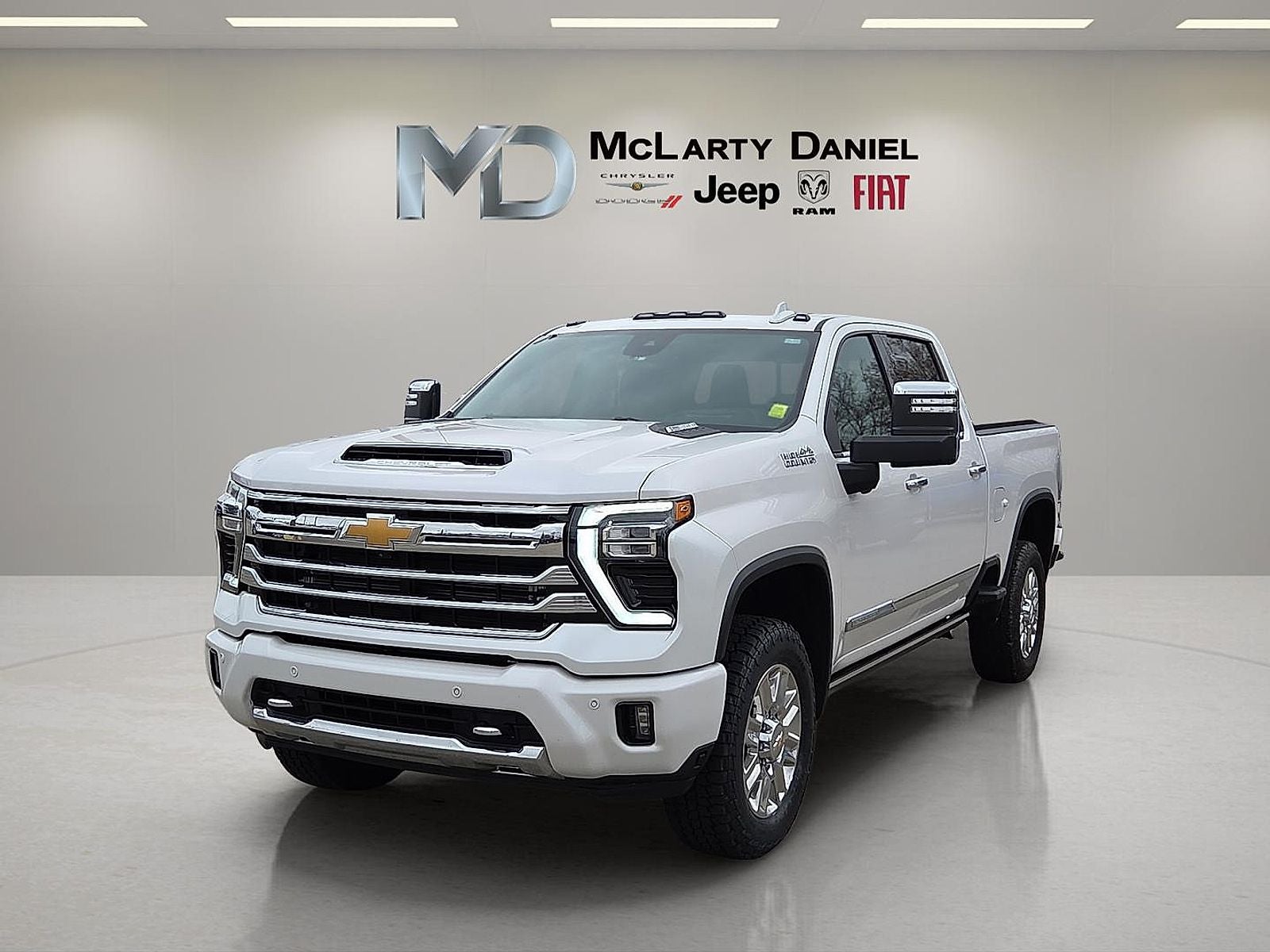 2025 Chevrolet Silverado 2500HD 4WD Crew Cab Standard Bed High Country