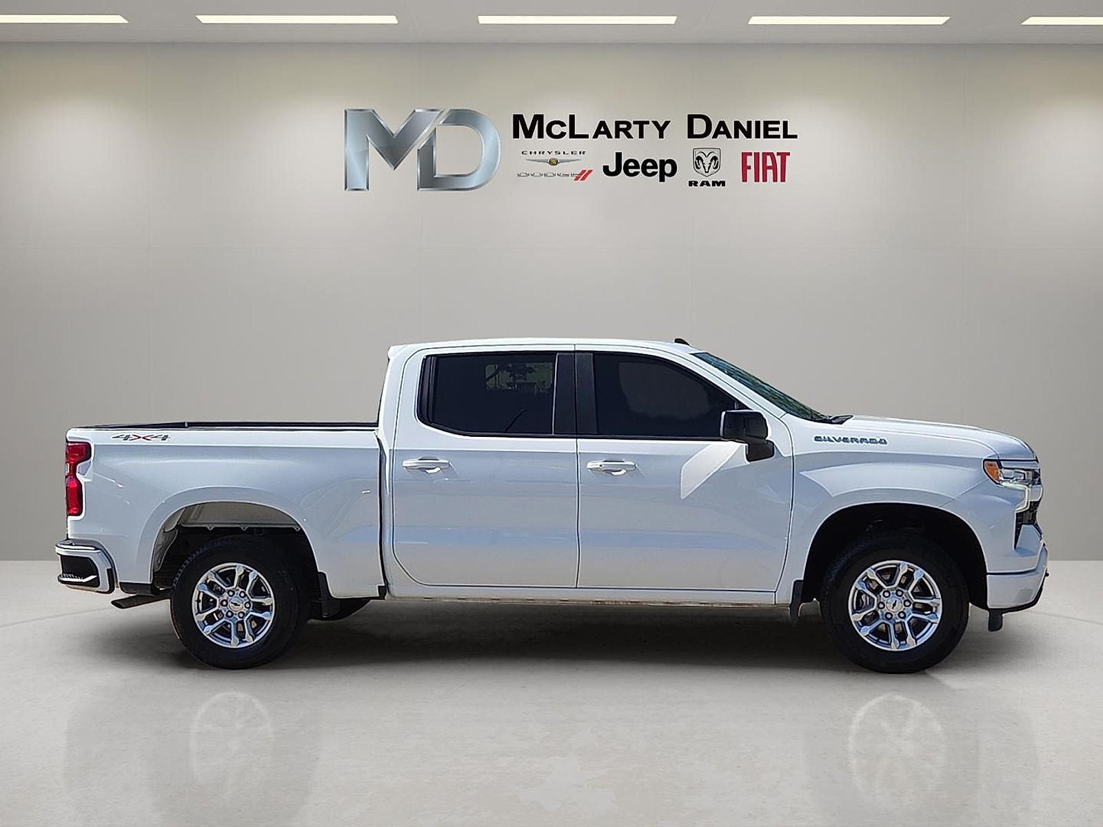 2026 Chevrolet Silverado 1500 4WD Crew Cab Short Bed RST
