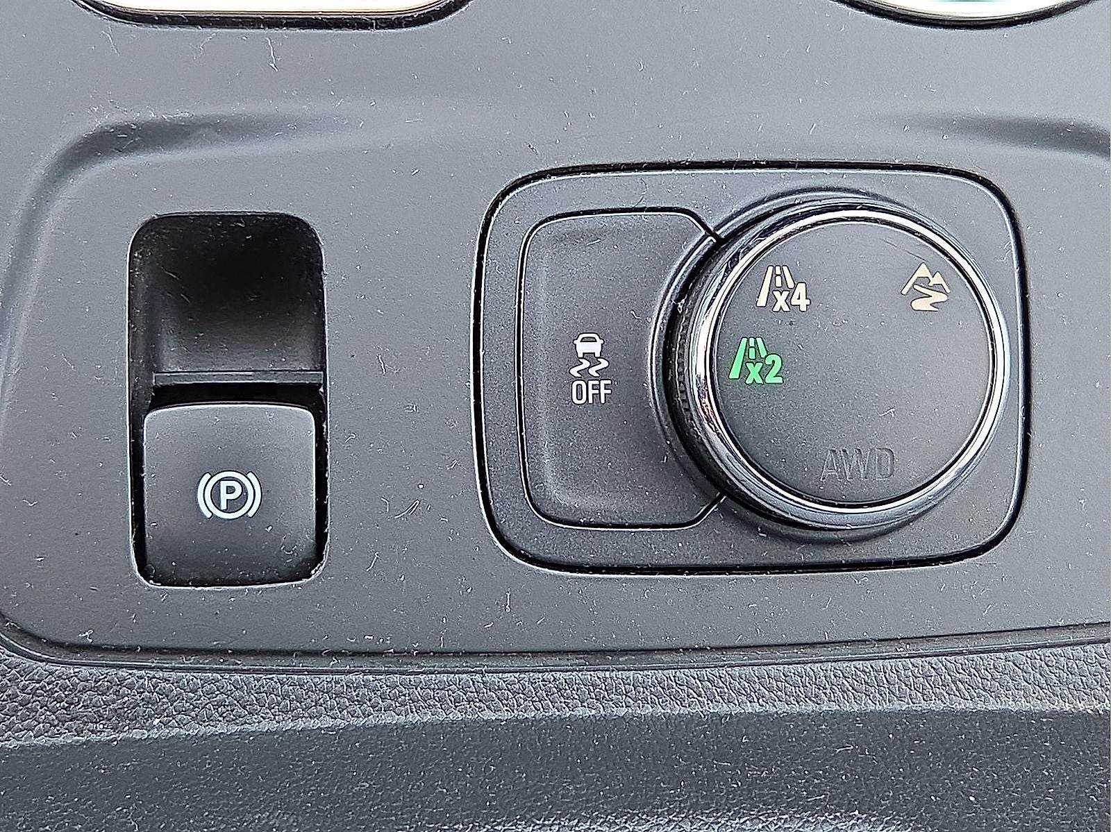 2020 Chevrolet Traverse AWD LT Cloth