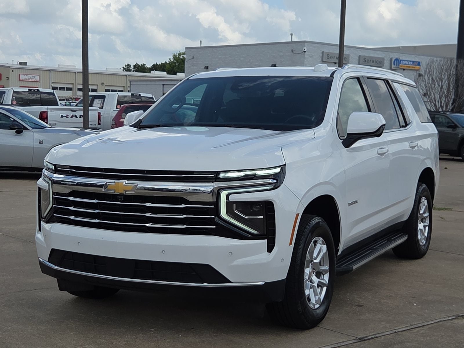 2025 Chevrolet Tahoe 2WD LT