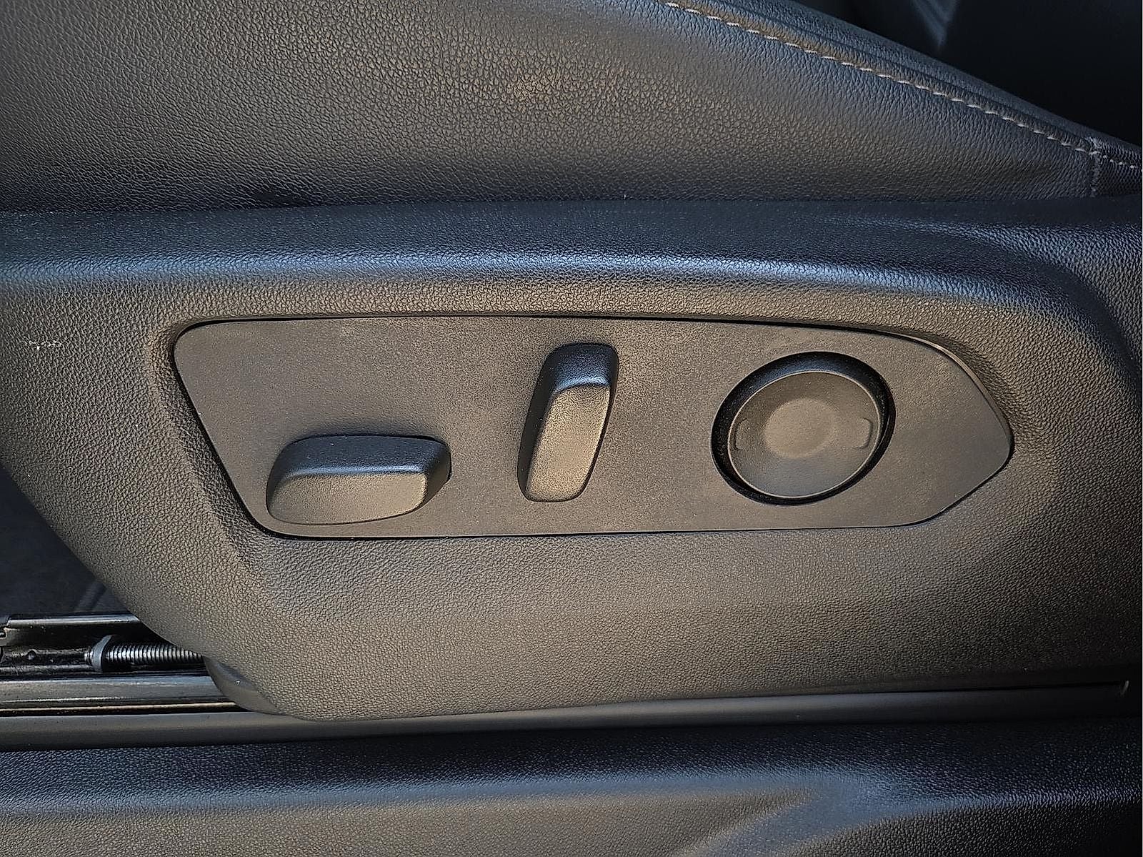 2025 Chevrolet Tahoe 4WD LT