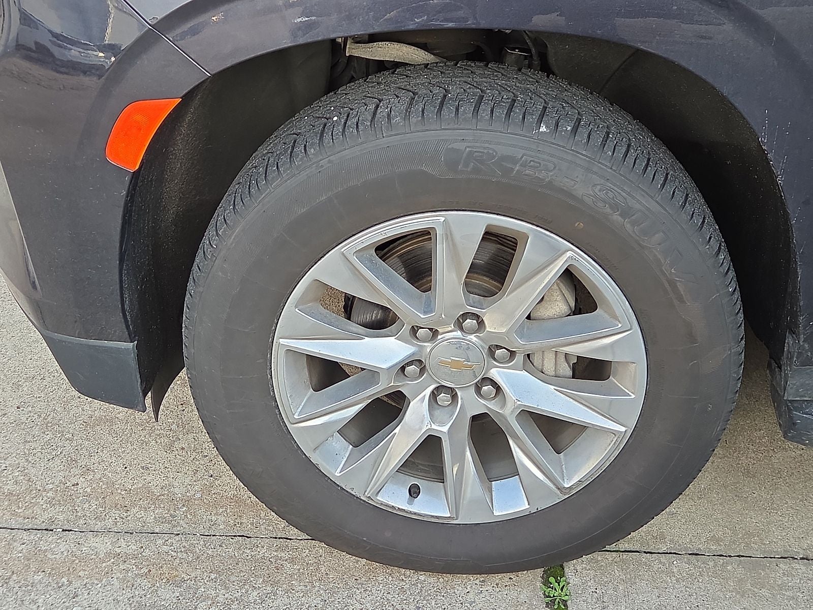 2023 Chevrolet Suburban 4WD Premier