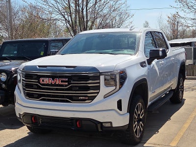 2024 GMC Sierra 1500 4WD Crew Cab Short Box AT4