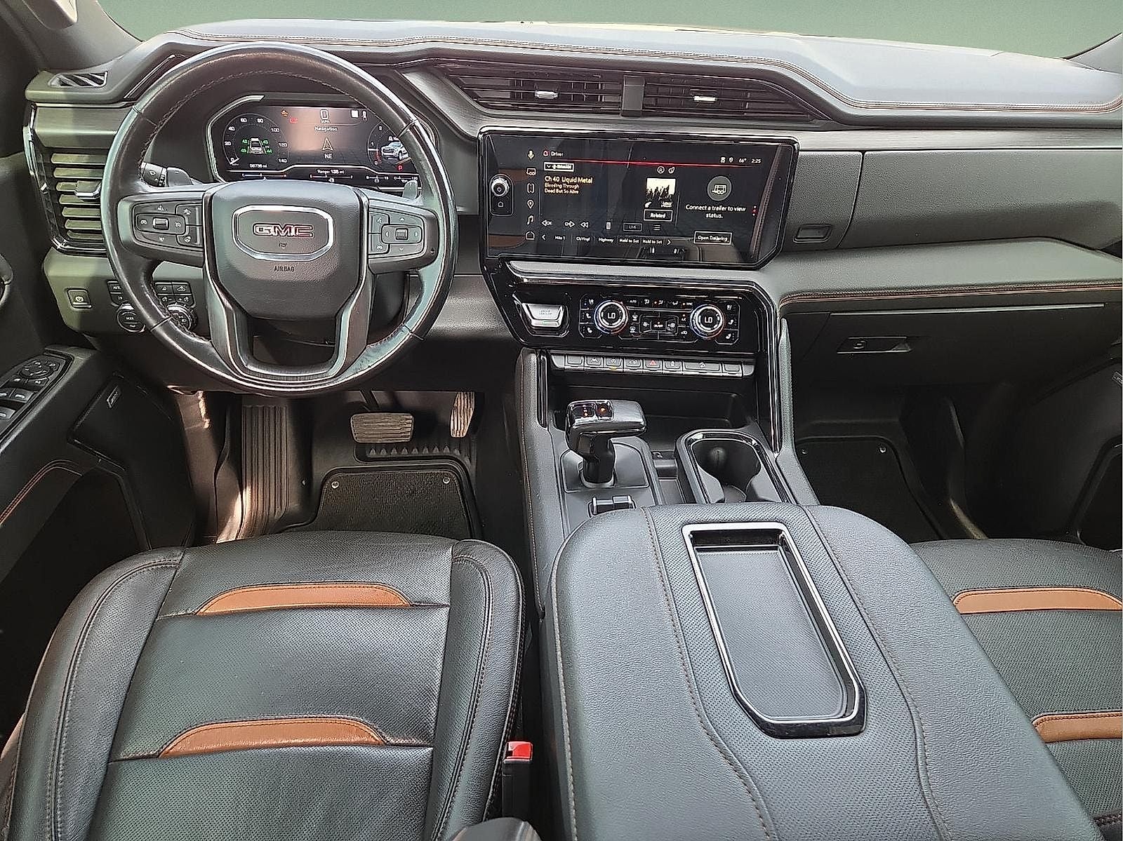 2022 GMC Sierra 1500 4WD Crew Cab Short Box AT4