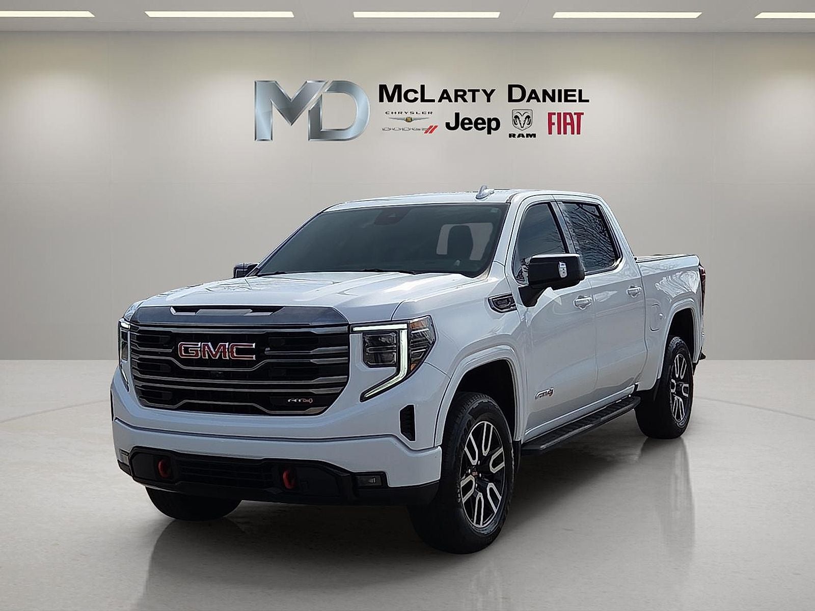 2022 GMC Sierra 1500 4WD Crew Cab Short Box AT4