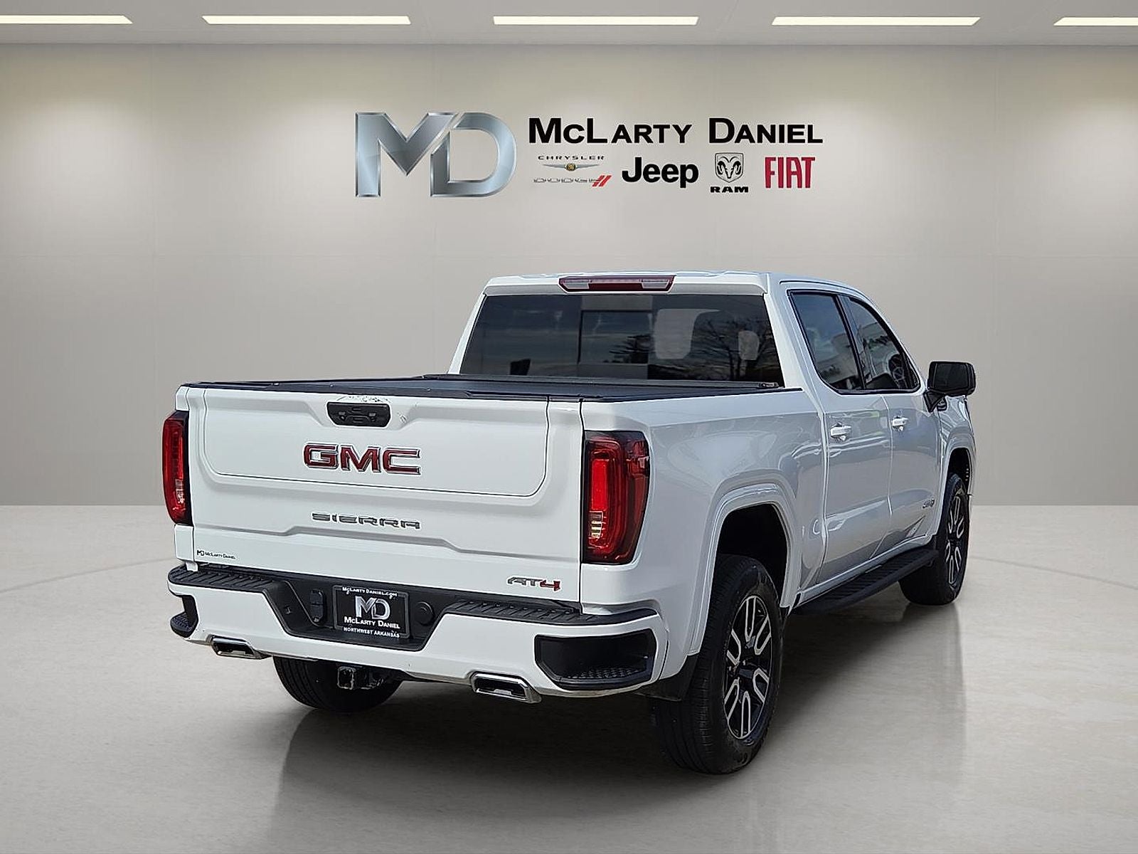 2022 GMC Sierra 1500 4WD Crew Cab Short Box AT4
