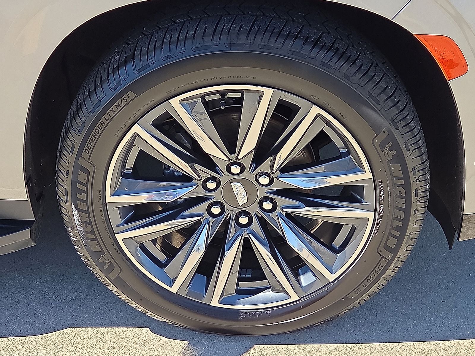 2023 Cadillac Escalade ESV 4WD Sport Platinum