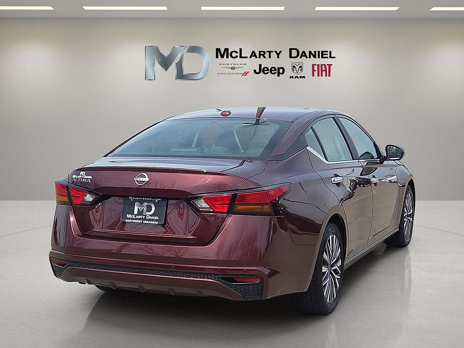 2025 Nissan Altima SV FWD