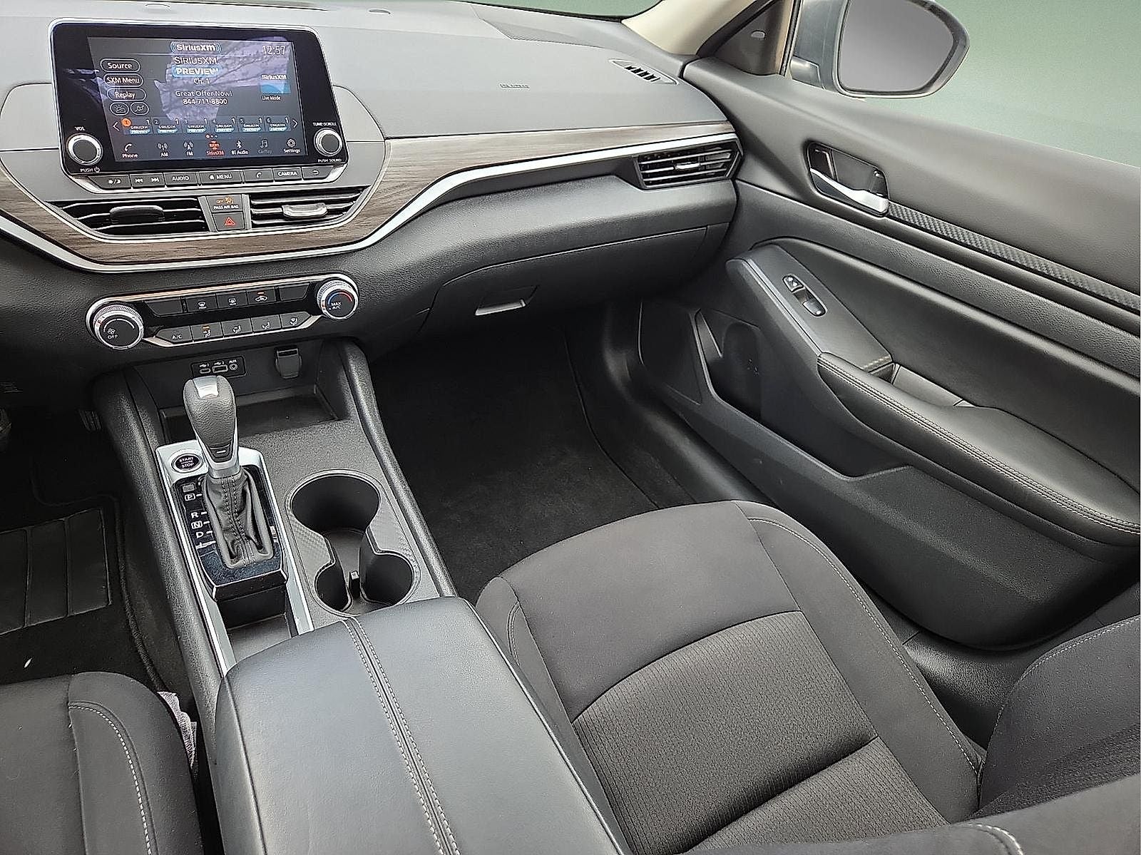 2025 Nissan Altima SV FWD