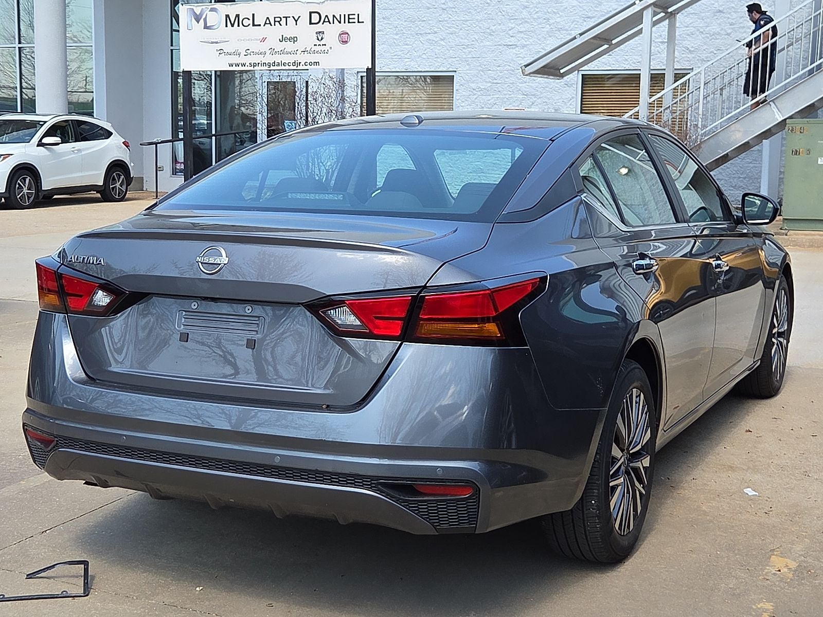 2025 Nissan Altima SV FWD