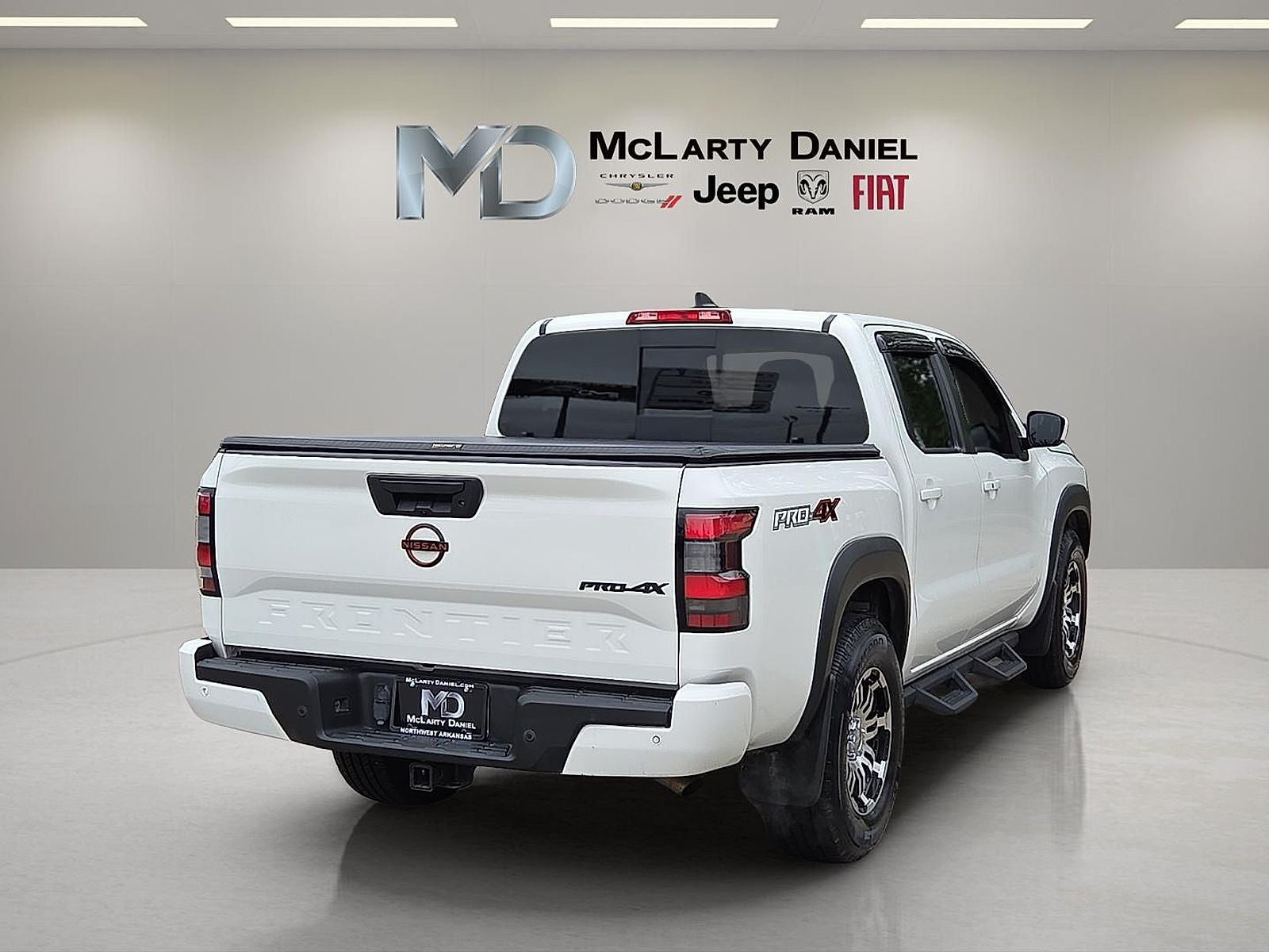 2023 Nissan Frontier Crew Cab PRO-4X 4x4