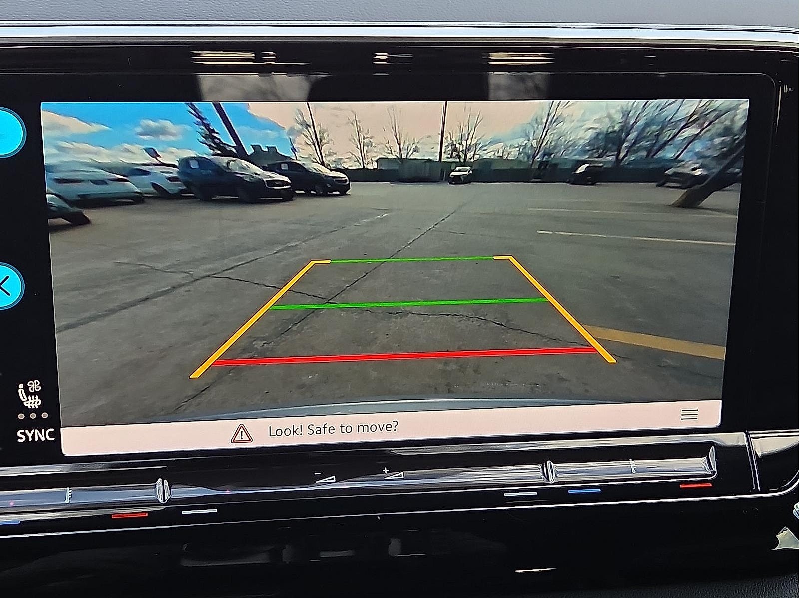 2024 Volkswagen Atlas Cross Sport 2.0T SE