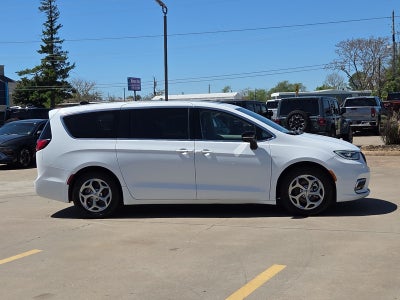 2024 Chrysler Pacifica Limited