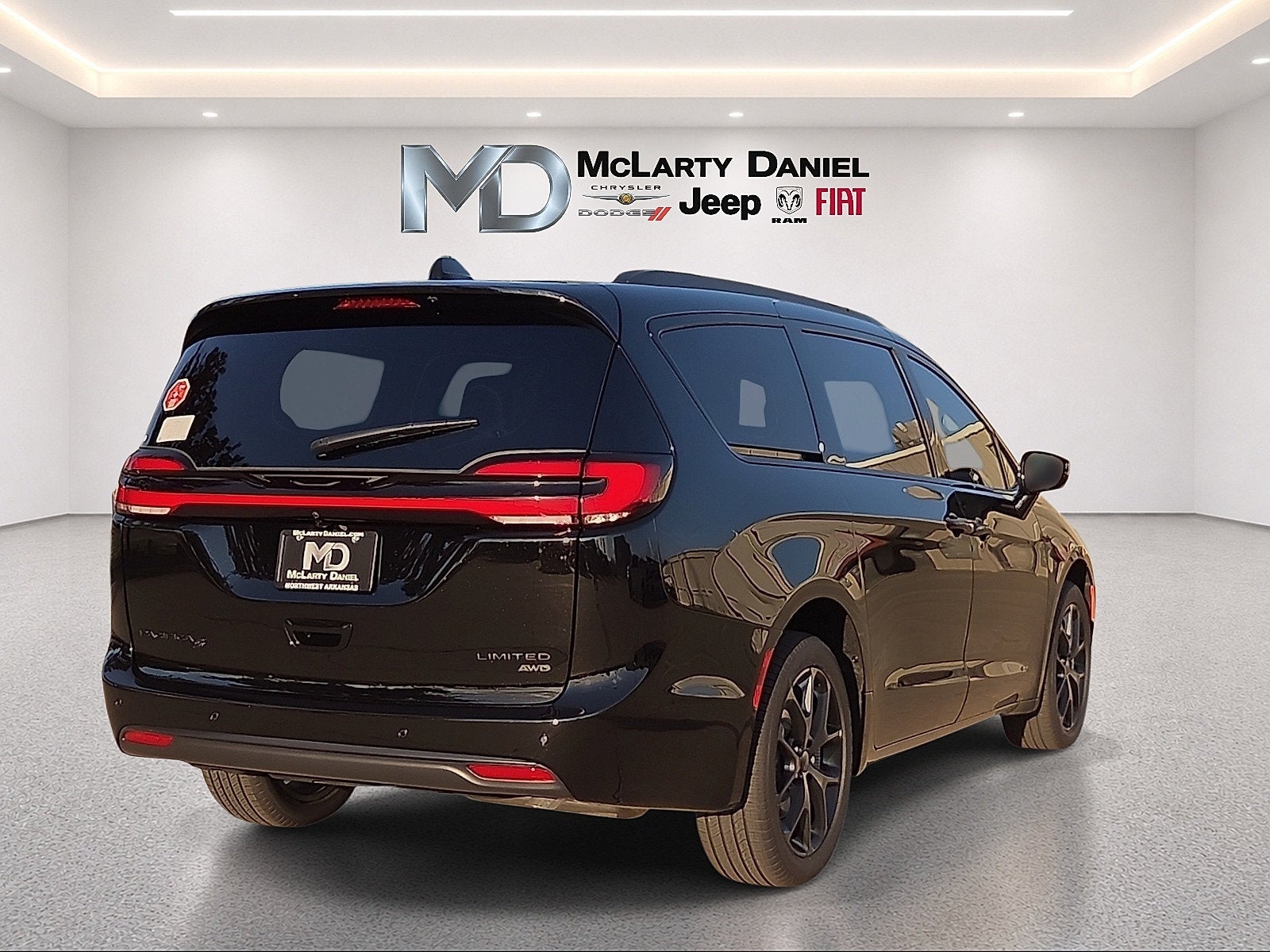 2027 Chrysler Pacifica PACIFICA LIMITED AWD