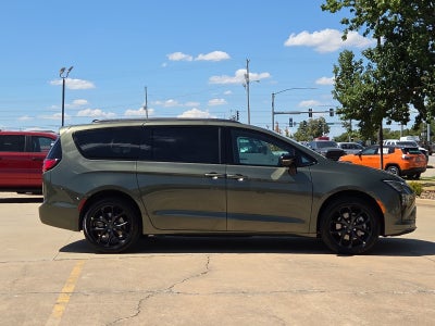 2027 Chrysler Pacifica PACIFICA LIMITED AWD