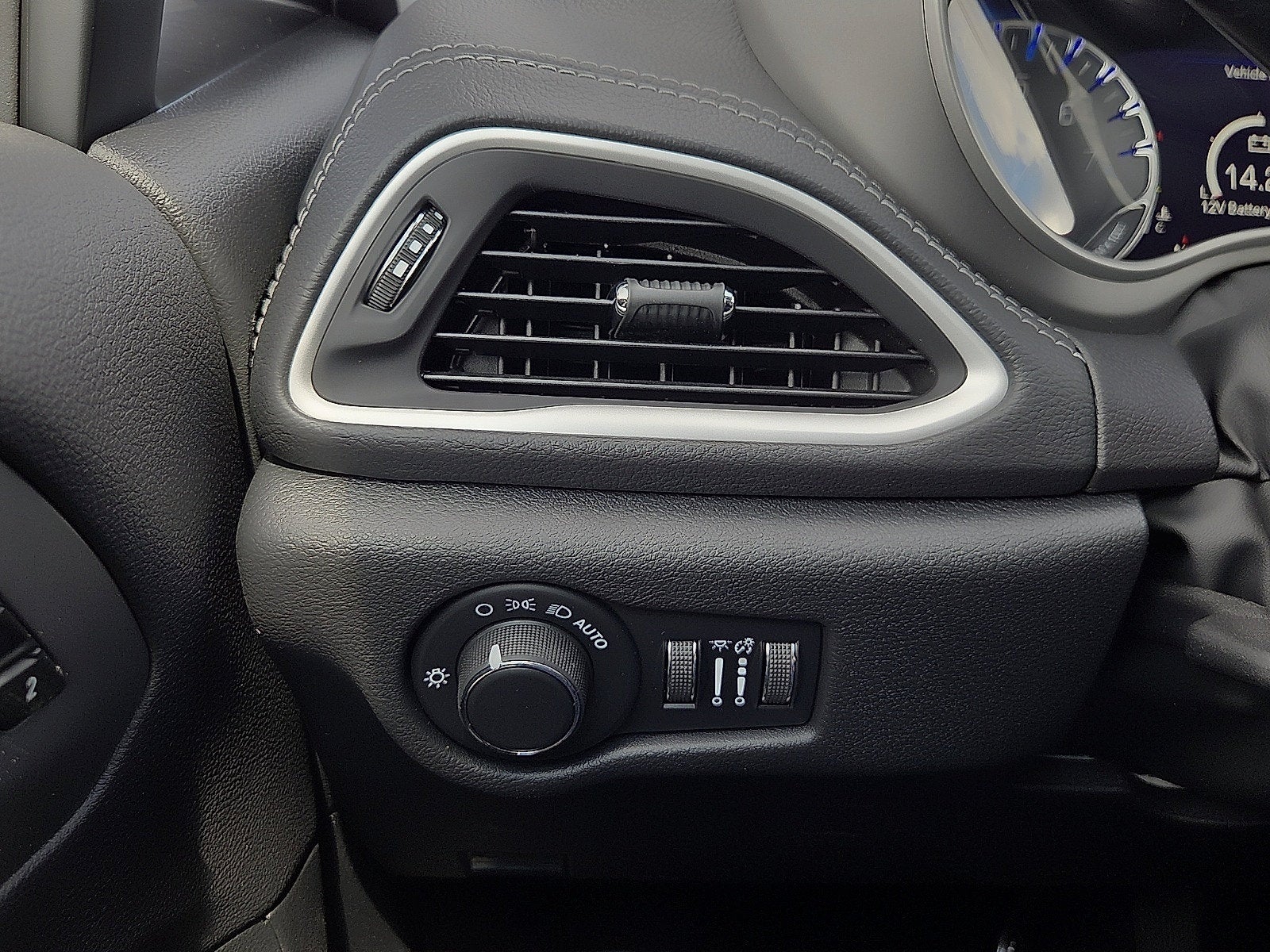 2027 Chrysler Pacifica PACIFICA LIMITED AWD