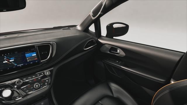 2027 Chrysler Pacifica PACIFICA LIMITED AWD