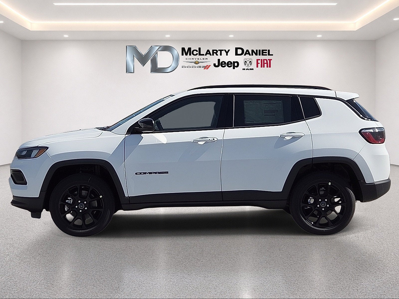 2027 Jeep Compass COMPASS LATITUDE ALTITUDE 4X4