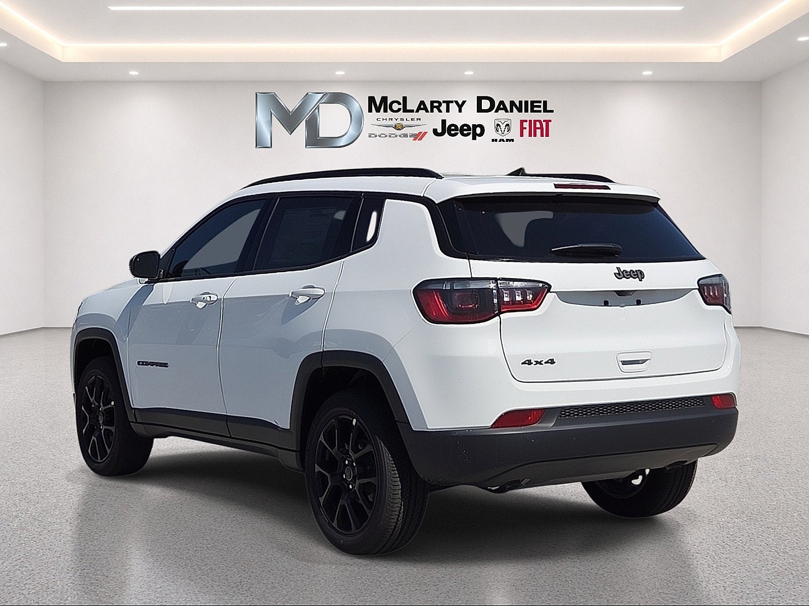 2027 Jeep Compass COMPASS LATITUDE ALTITUDE 4X4
