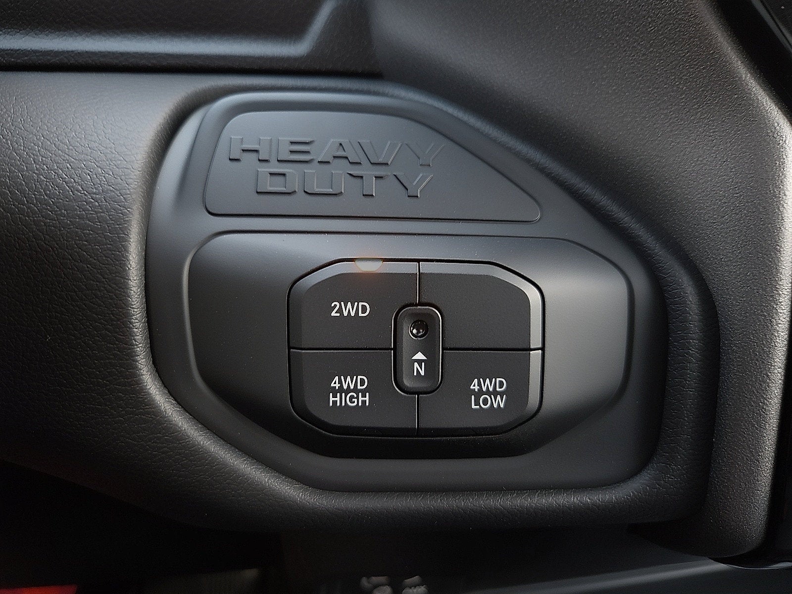 2026 RAM 3500 RAM 3500 TRADESMAN CREW CAB 4X4 6'4' BOX