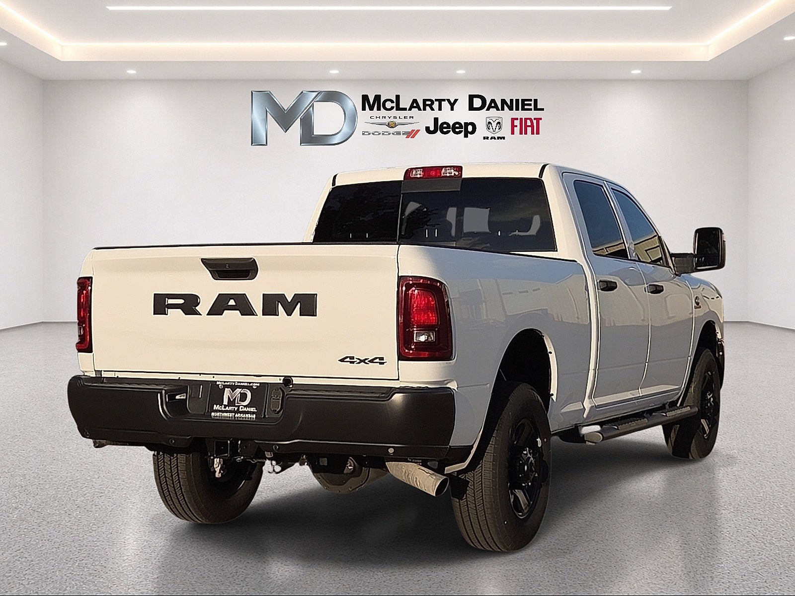 2026 RAM 3500 RAM 3500 TRADESMAN CREW CAB 4X4 6'4' BOX