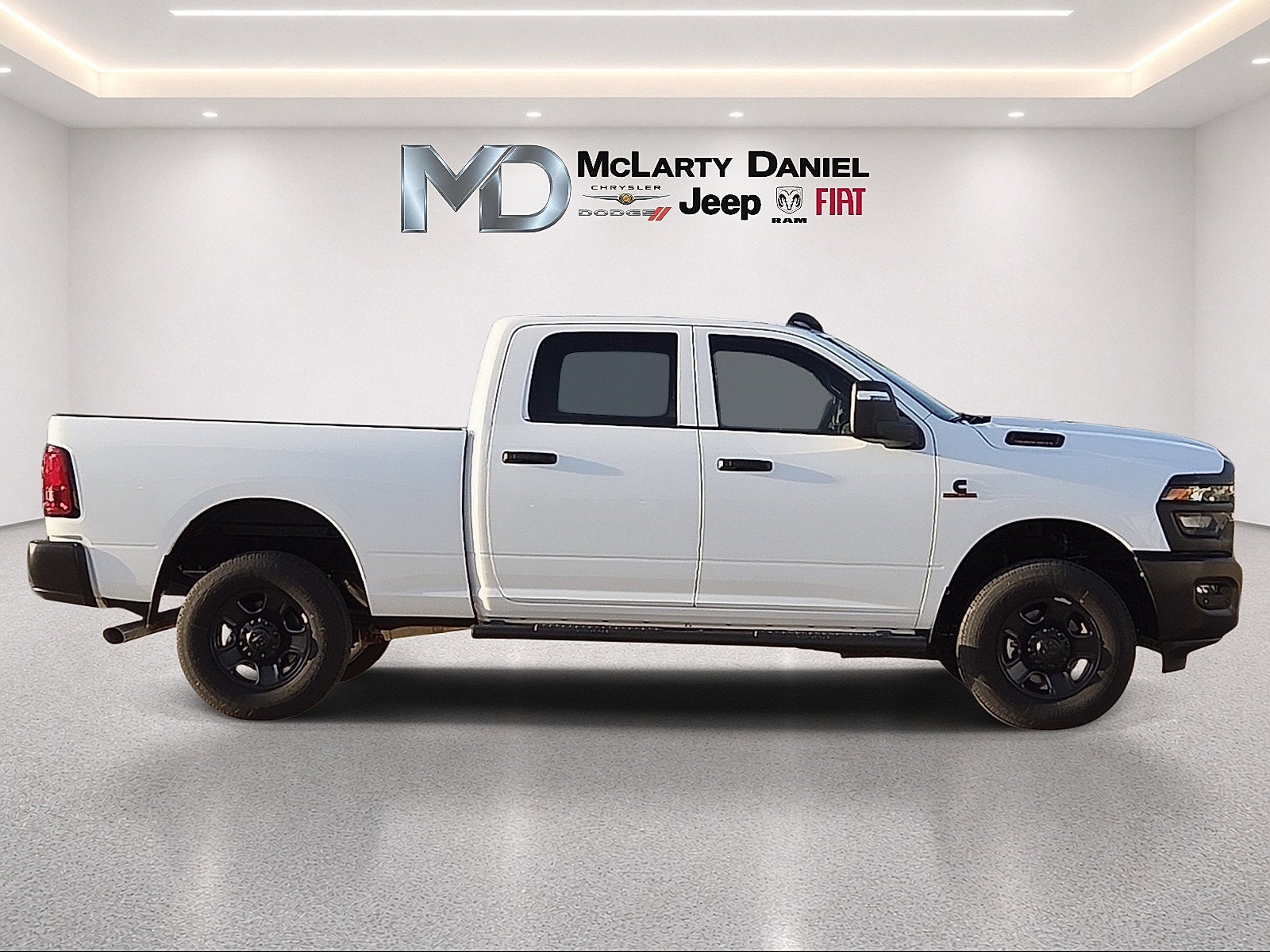 2026 RAM 3500 RAM 3500 TRADESMAN CREW CAB 4X4 6'4' BOX