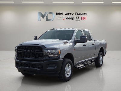 2024 RAM 3500 Tradesman Crew Cab 4x4 6'4' Box