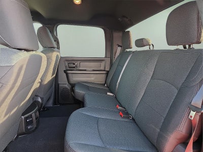 2026 RAM Ram 2500 RAM 2500 BLACK EXPRESS CREW CAB 4X4 6'4' BOX