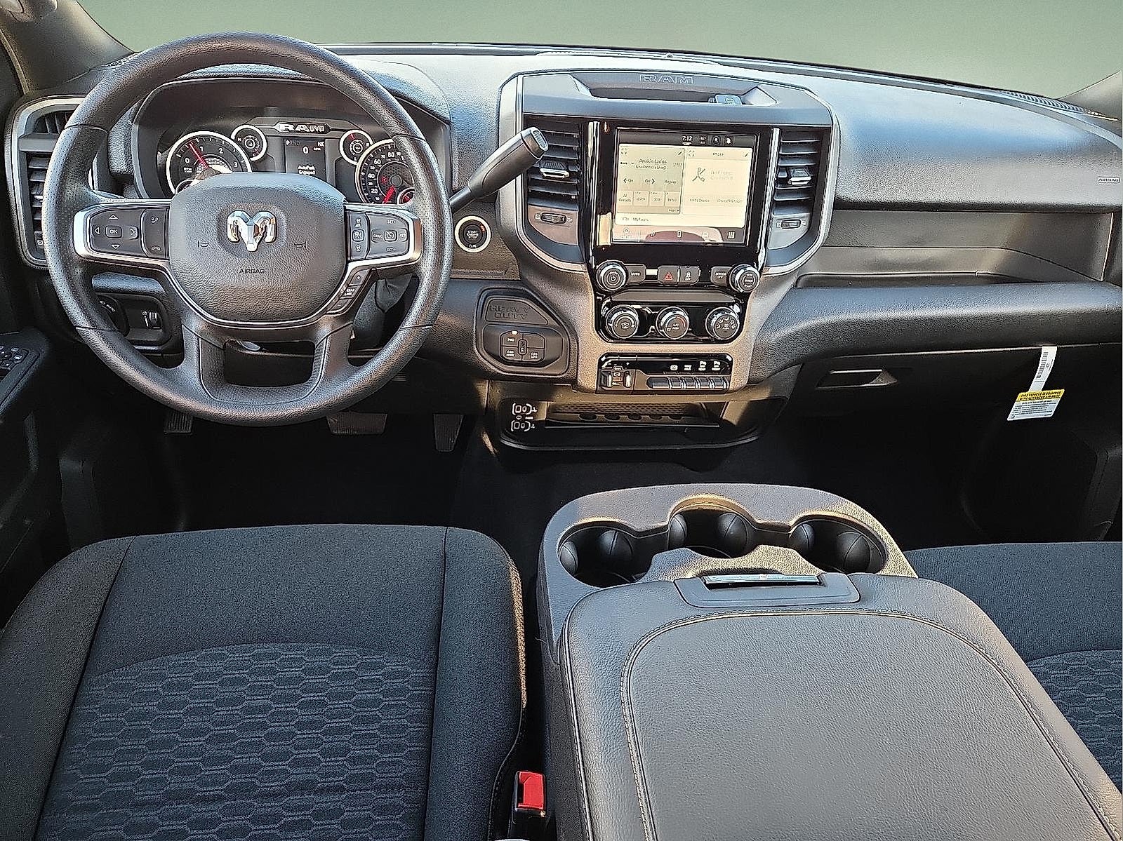 2026 RAM Ram 2500 RAM 2500 BLACK EXPRESS CREW CAB 4X4 6'4' BOX