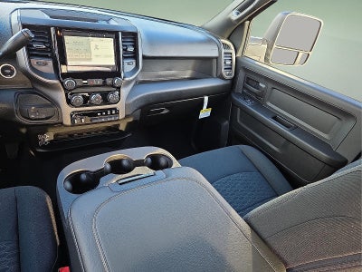 2026 RAM Ram 2500 RAM 2500 BLACK EXPRESS CREW CAB 4X4 6'4' BOX