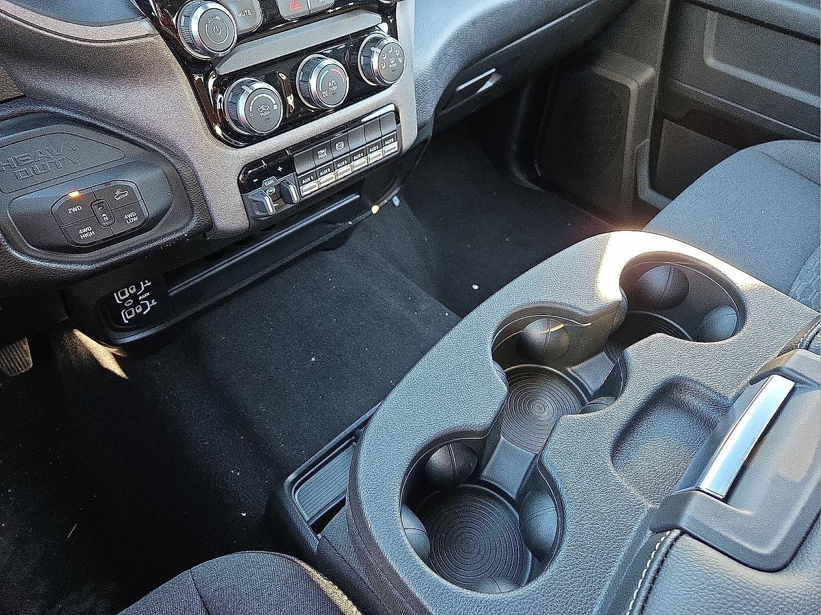 2026 RAM Ram 2500 RAM 2500 WARLOCK CREW CAB 4X4 6'4' BOX