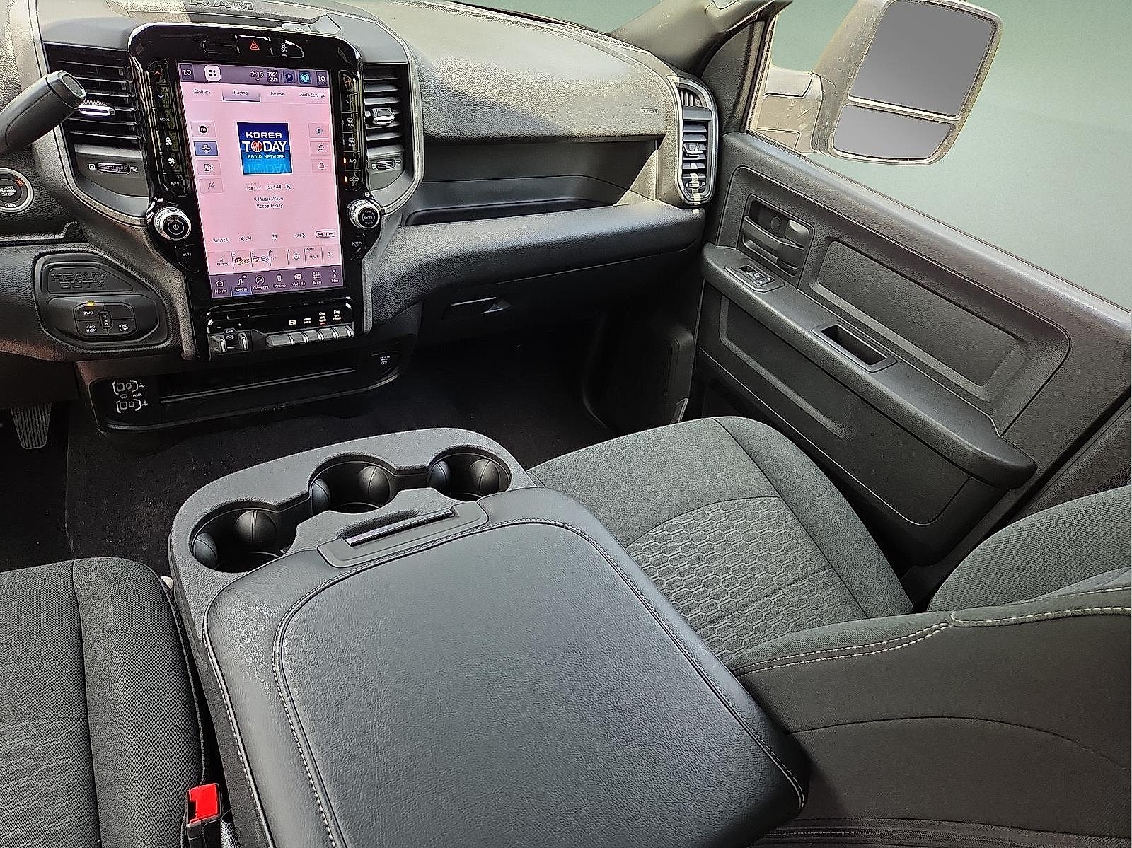 2025 RAM Ram 2500 RAM 2500 TRADESMAN CREW CAB 4X4 6'4' BOX