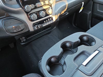 2026 RAM Ram 2500 RAM 2500 BLACK EXPRESS CREW CAB 4X4 6'4' BOX