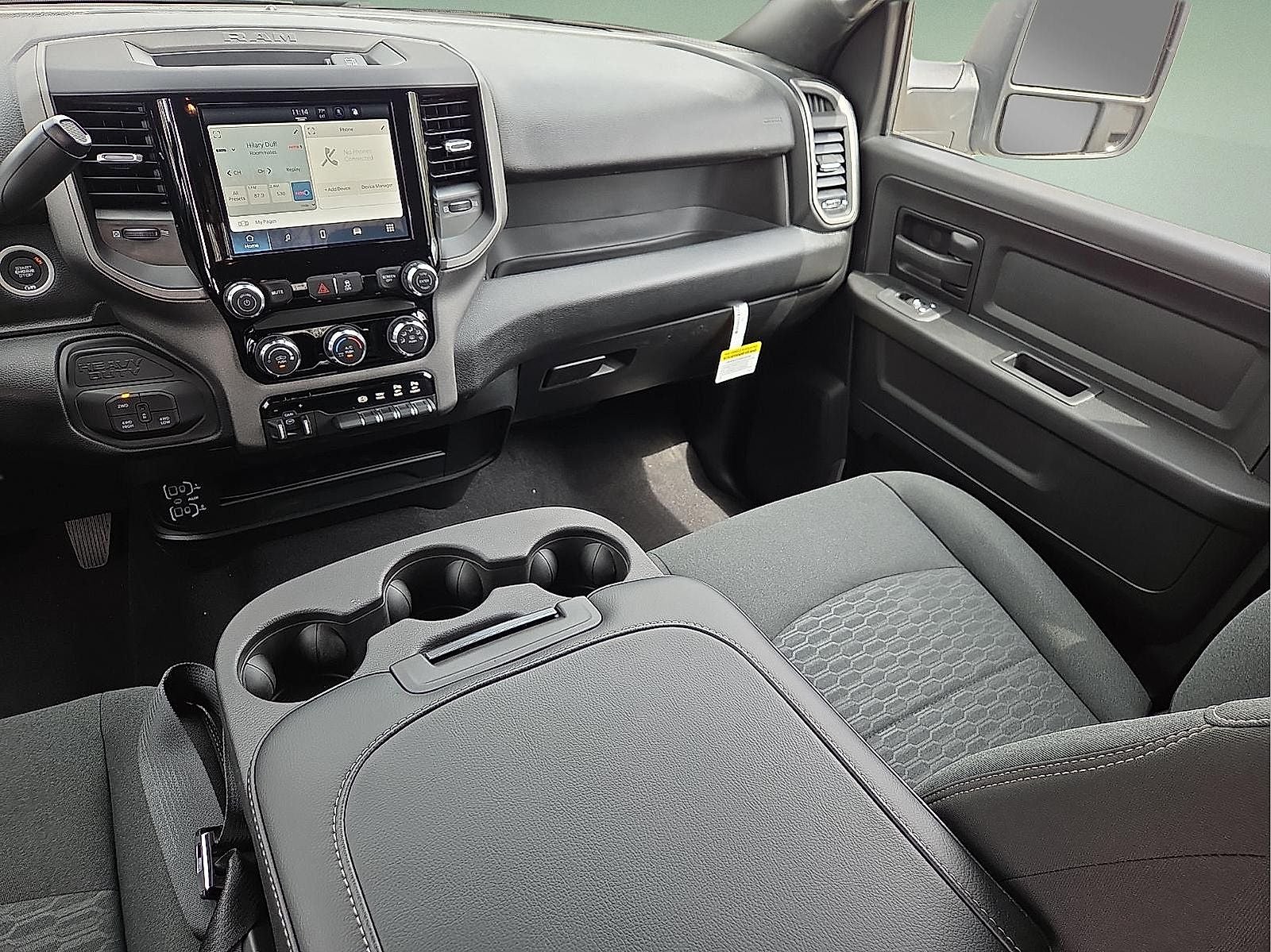 2026 RAM Ram 2500 RAM 2500 BLACK EXPRESS CREW CAB 4X4 6'4' BOX