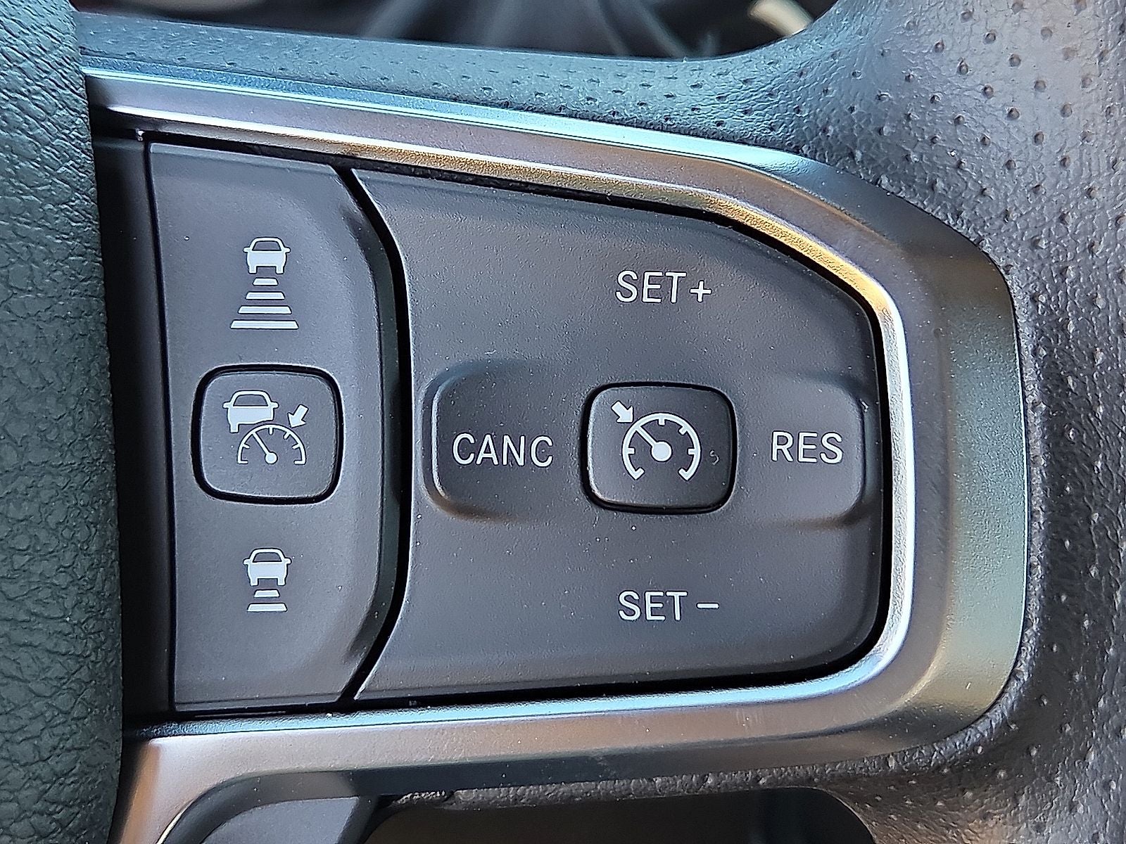 2026 RAM Ram 2500 RAM 2500 WARLOCK CREW CAB 4X4 6'4' BOX