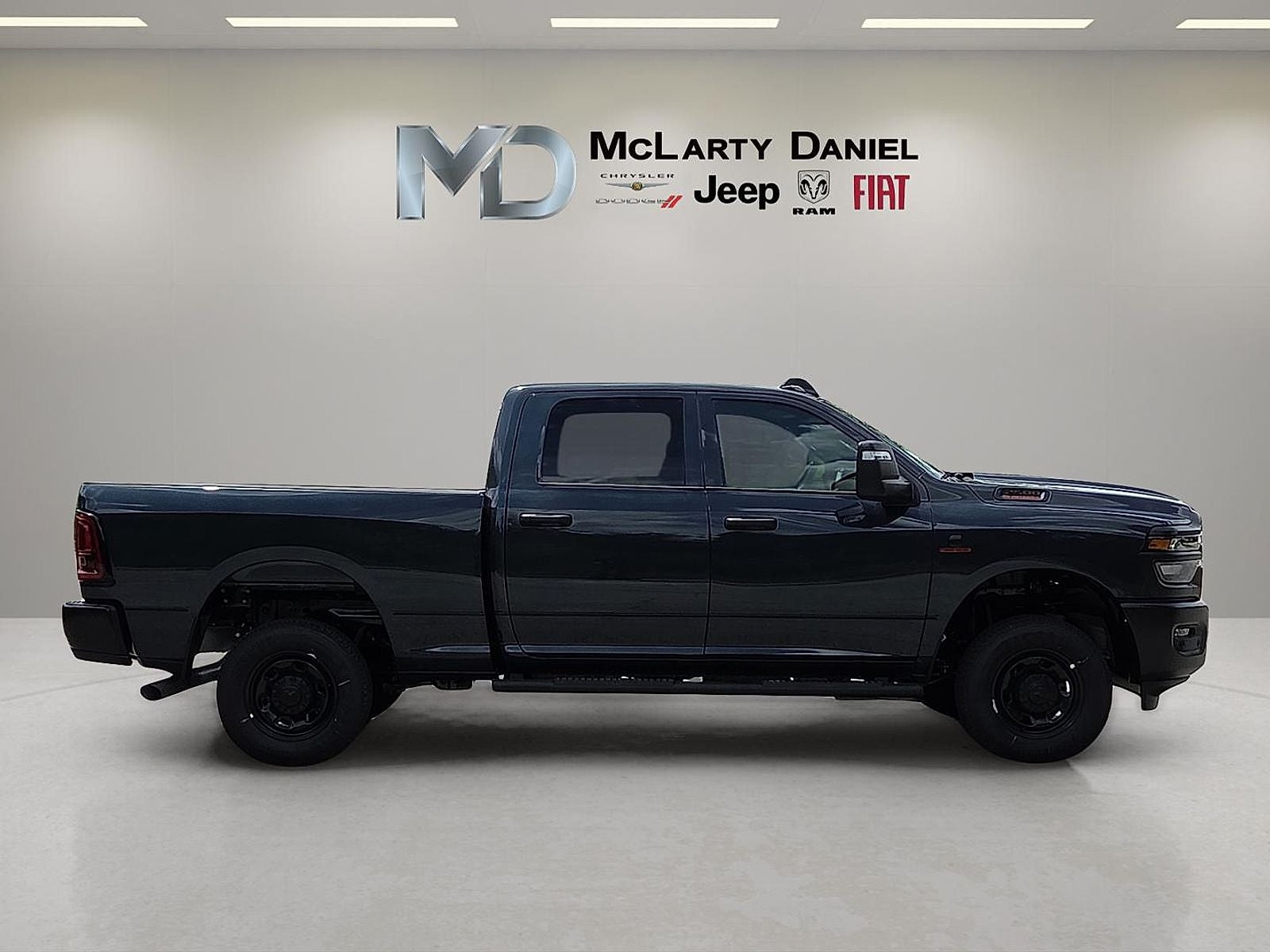 2025 RAM Ram 2500 RAM 2500 TRADESMAN CREW CAB 4X4 6'4' BOX