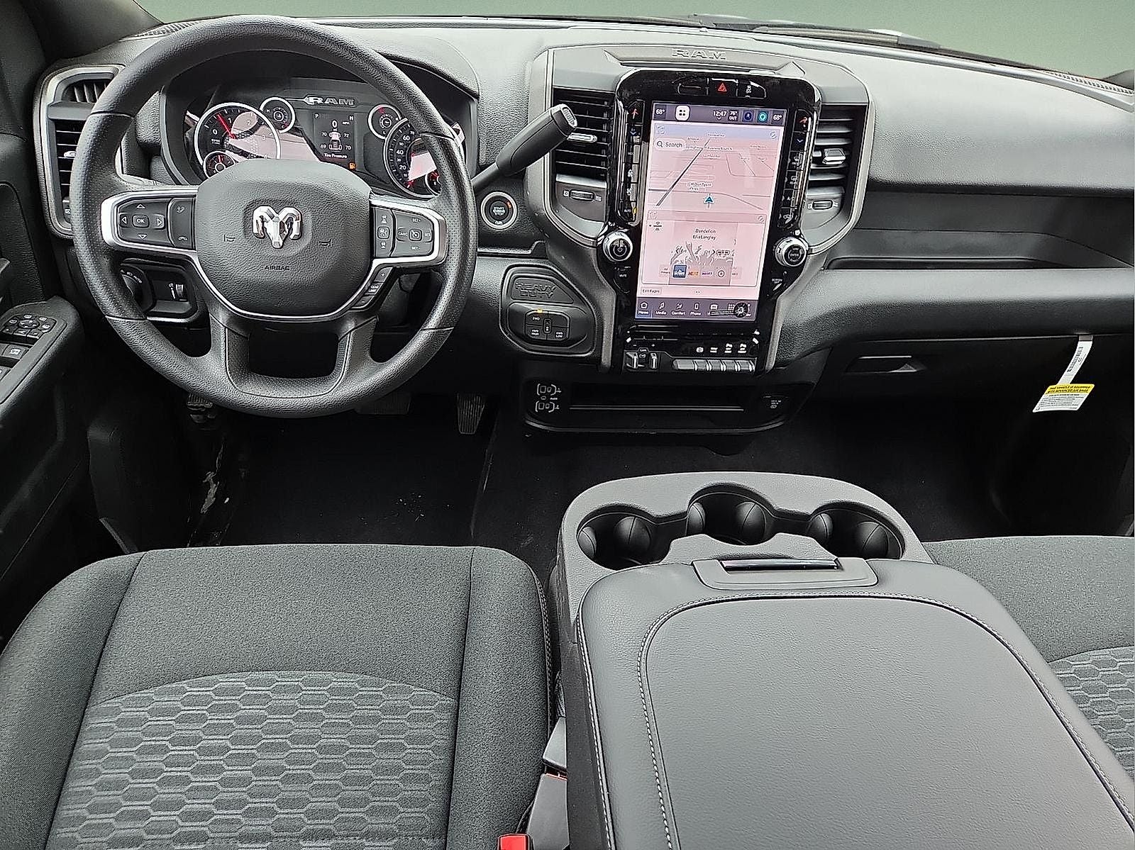 2026 RAM Ram 2500 RAM 2500 BLACK EXPRESS CREW CAB 4X4 6'4' BOX