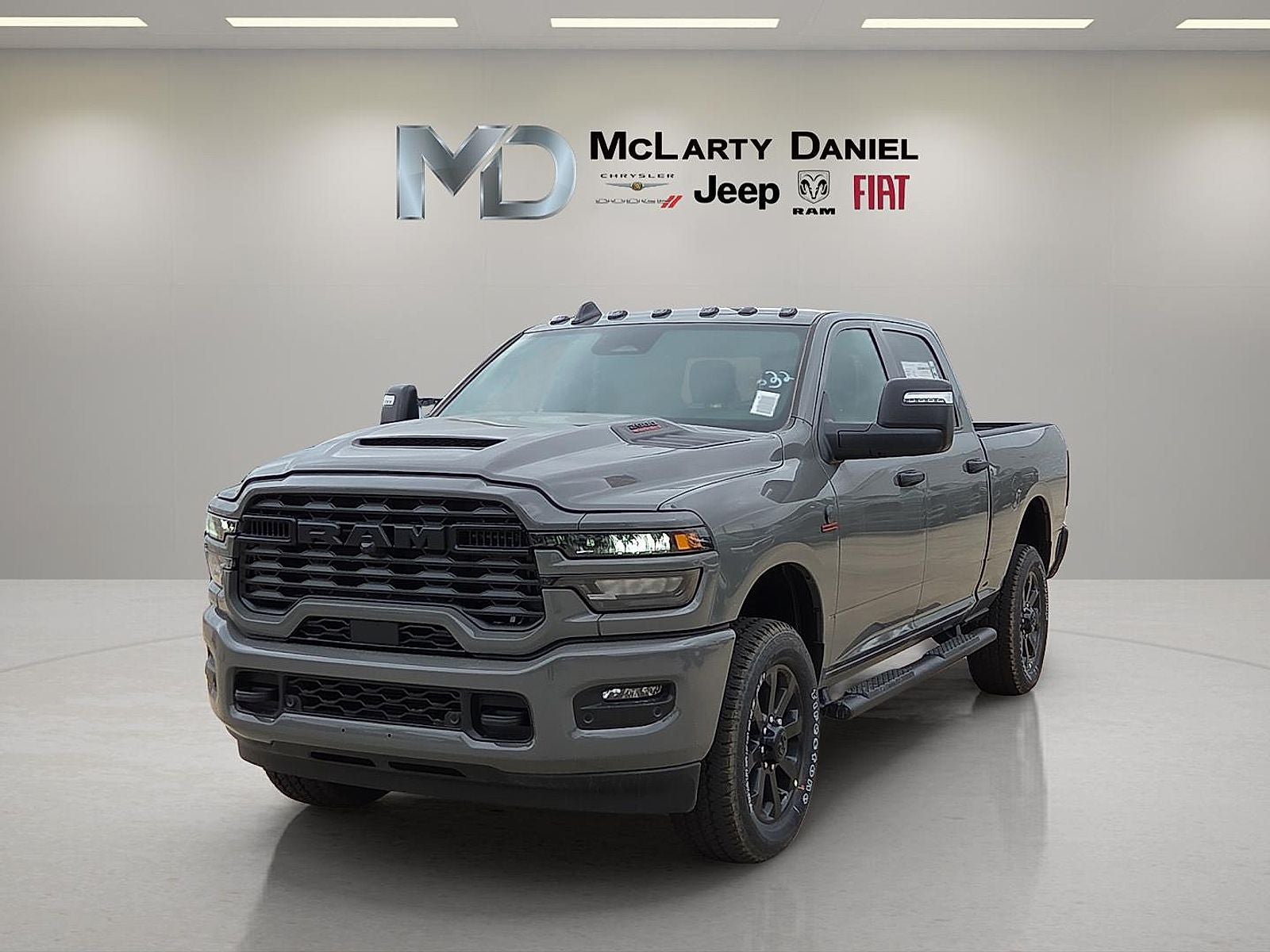 2026 RAM Ram 2500 RAM 2500 BLACK EXPRESS CREW CAB 4X4 6'4' BOX