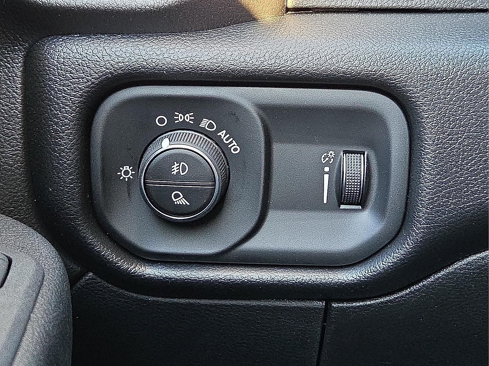 2026 RAM Ram 2500 RAM 2500 WARLOCK CREW CAB 4X4 6'4' BOX