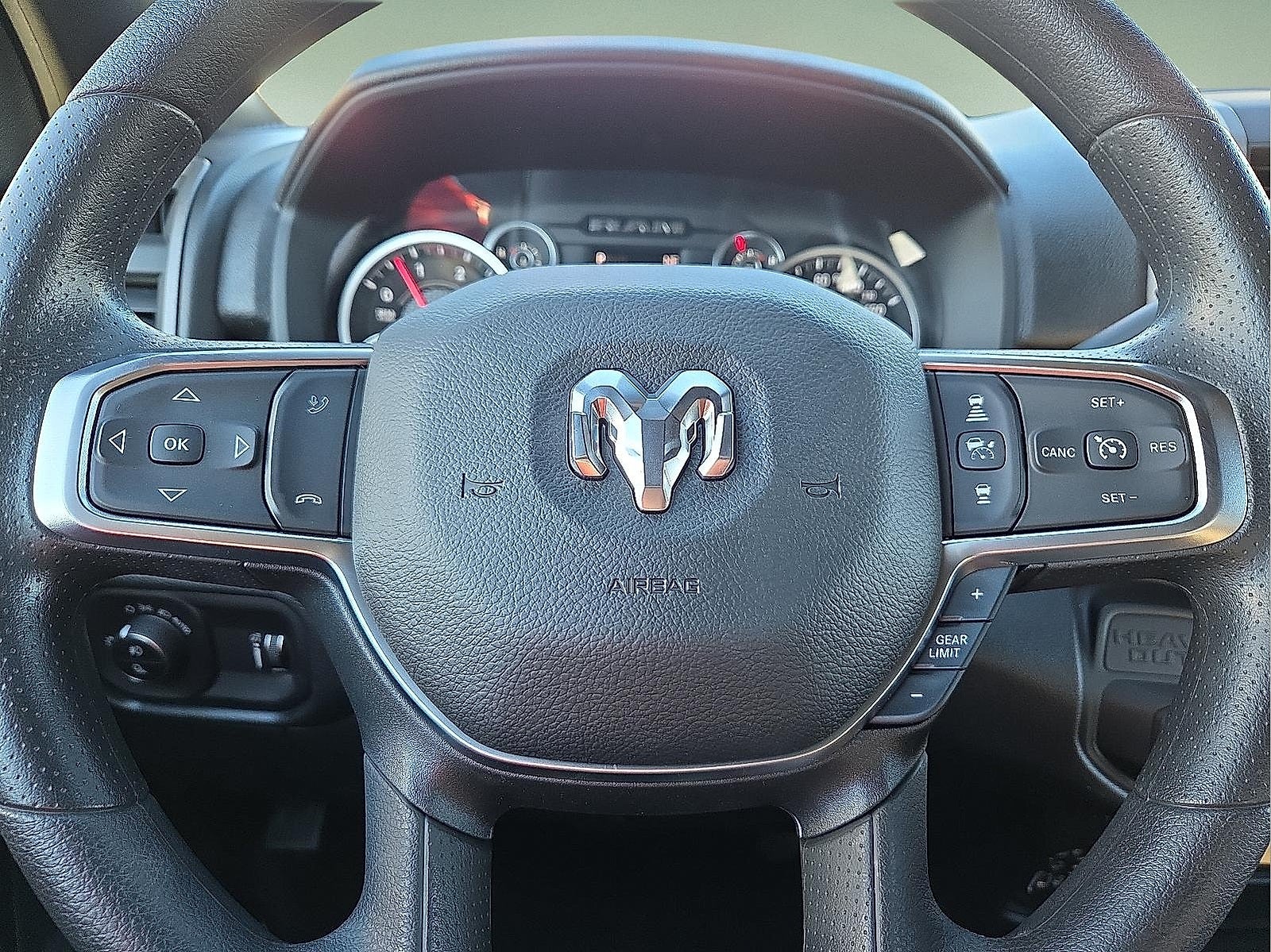 2026 RAM Ram 2500 RAM 2500 WARLOCK CREW CAB 4X4 6'4' BOX