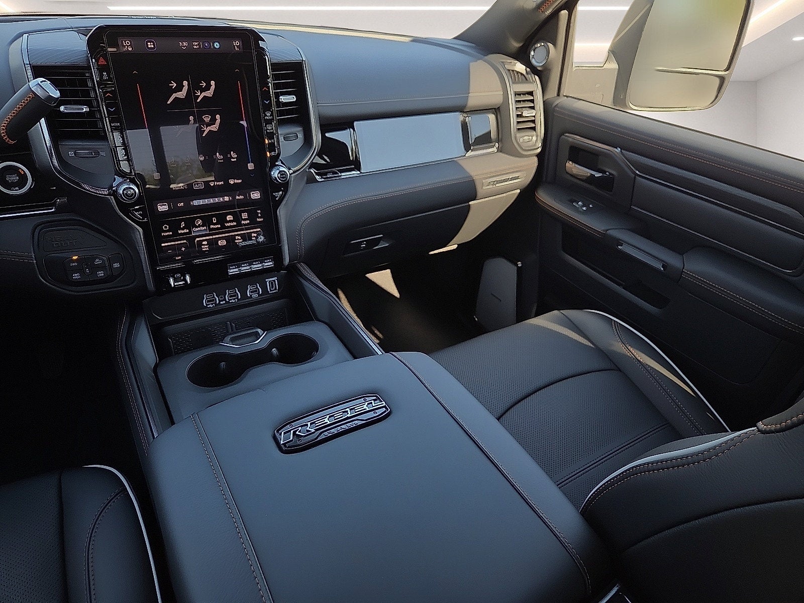 2027 RAM 2500 RAM 2500 REBEL CREW CAB 4X4 6'4' BOX