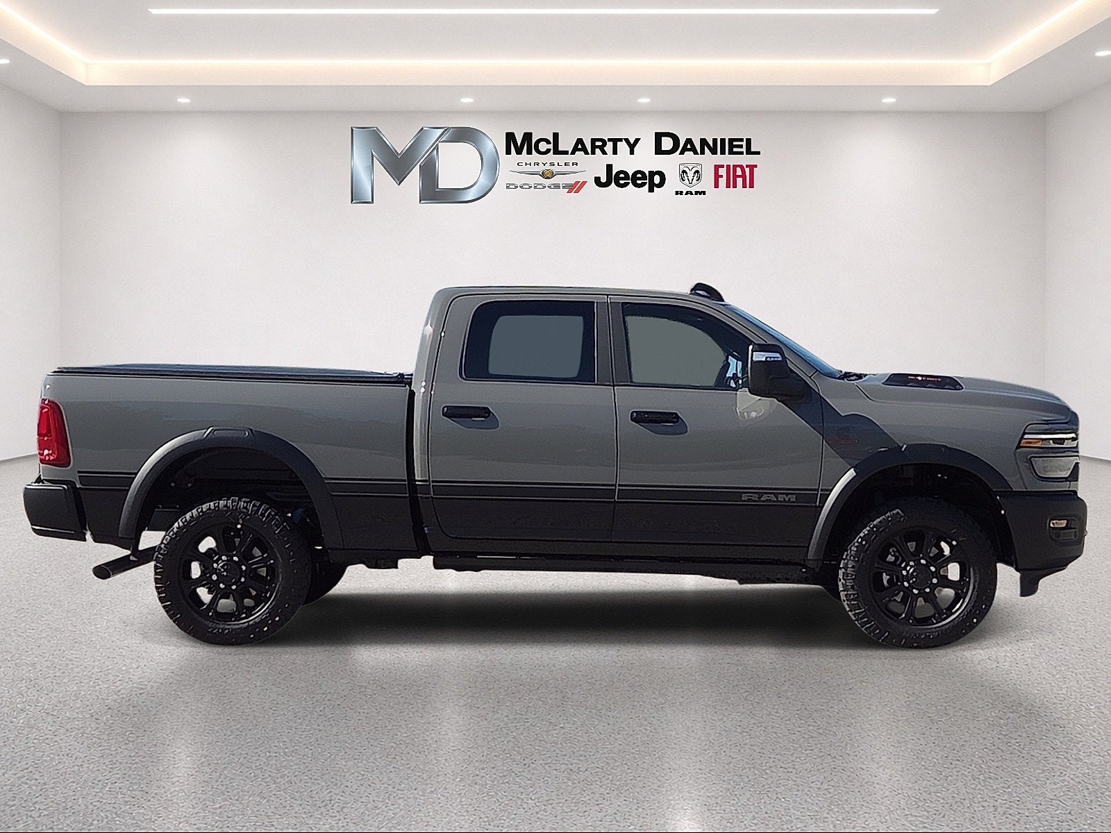 2027 RAM 2500 RAM 2500 REBEL CREW CAB 4X4 6'4' BOX