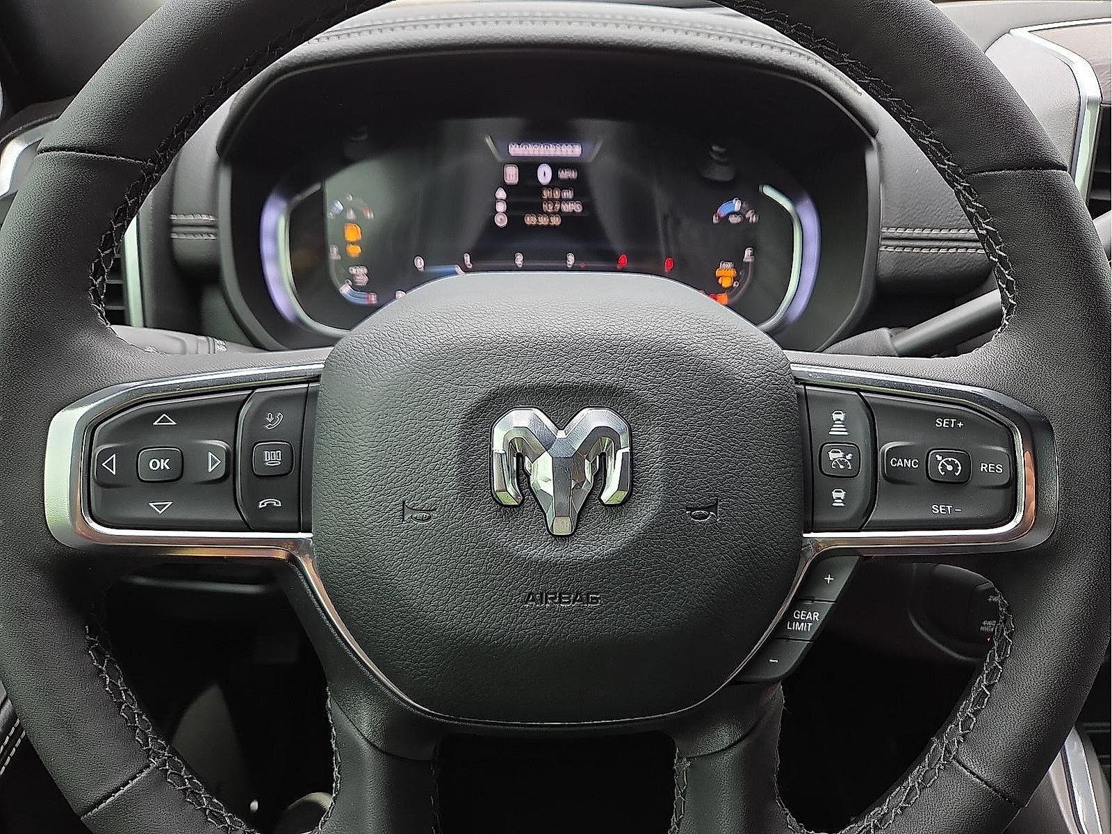 2025 RAM Ram 2500 RAM 2500 LARAMIE CREW CAB 4X4 6'4' BOX