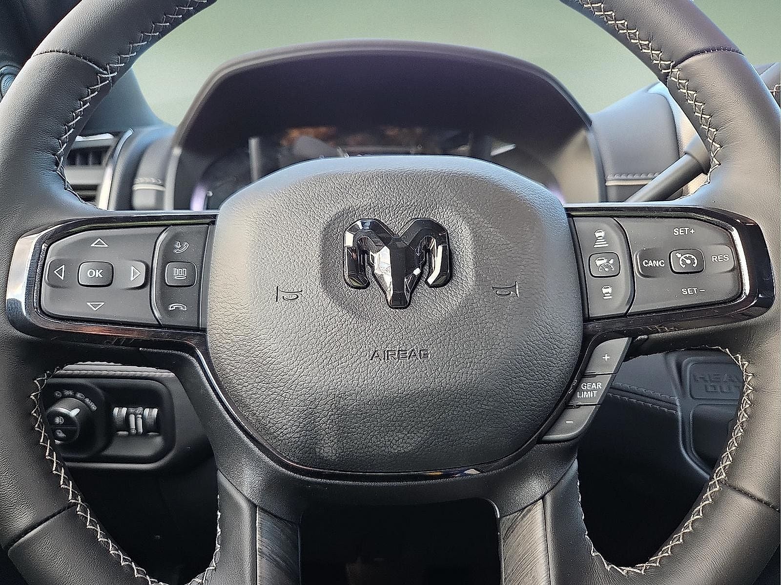 2026 RAM Ram 2500 RAM 2500 LIMITED CREW CAB 4X4 6'4' BOX