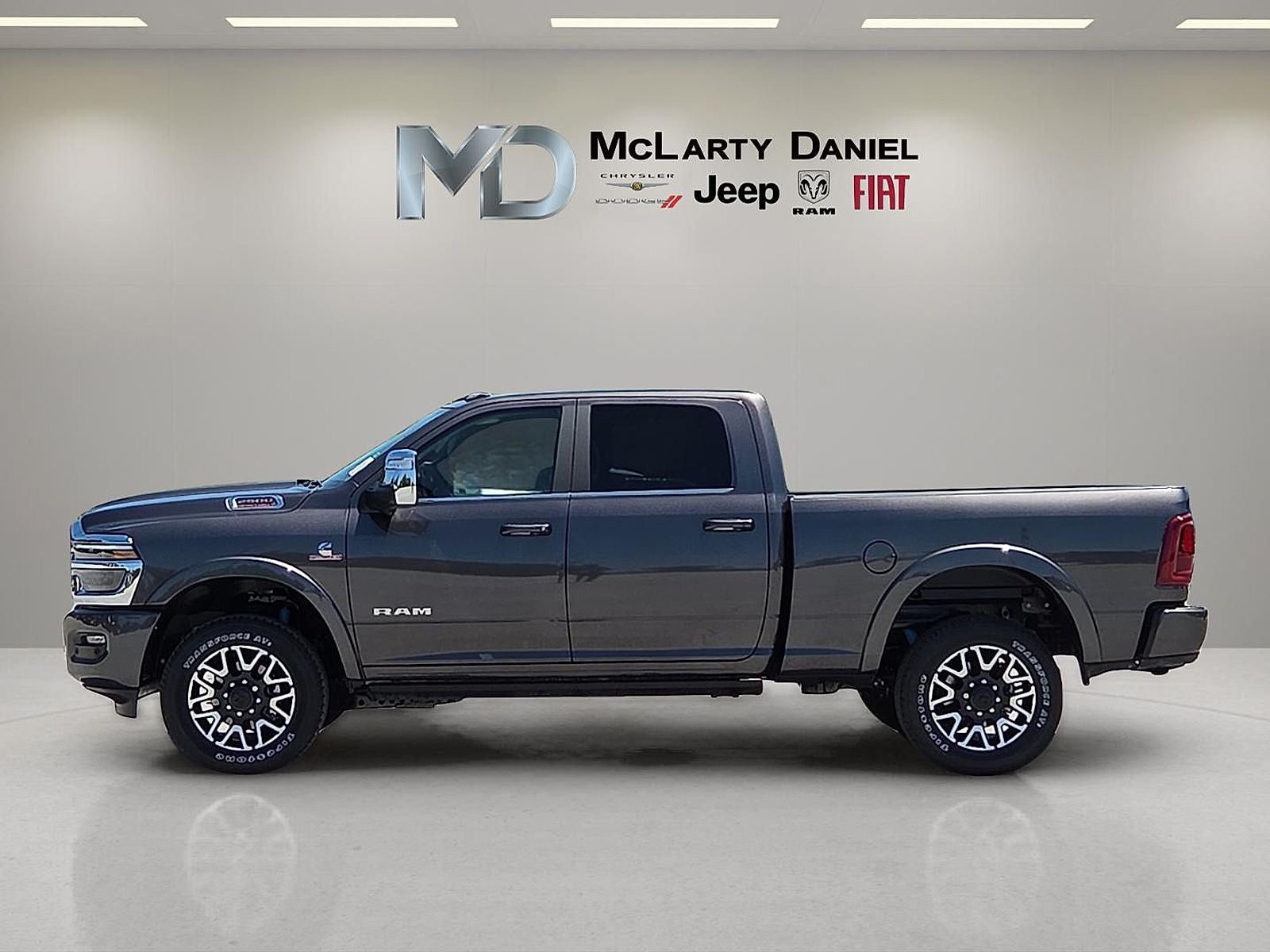 2026 RAM Ram 2500 RAM 2500 LIMITED LONGHORN CREW CAB 4X4 6'4' BOX