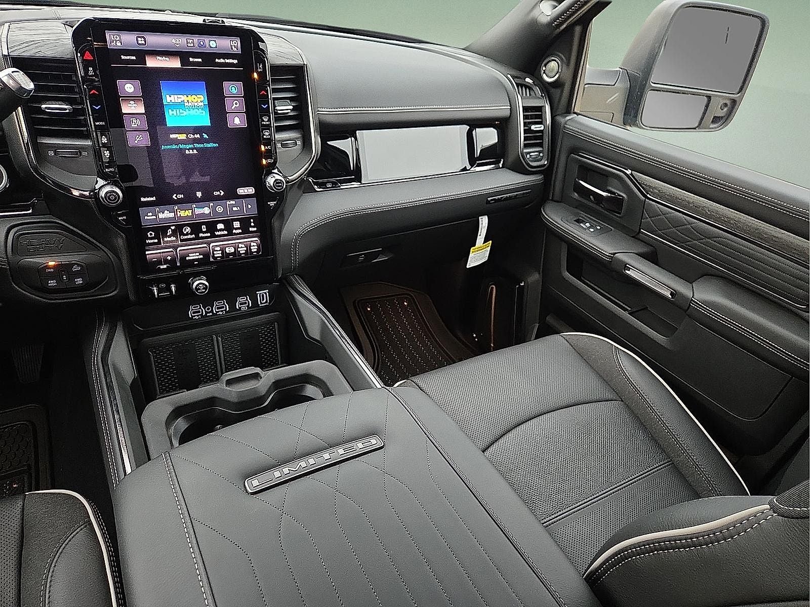 2026 RAM Ram 2500 RAM 2500 LIMITED CREW CAB 4X4 6'4' BOX