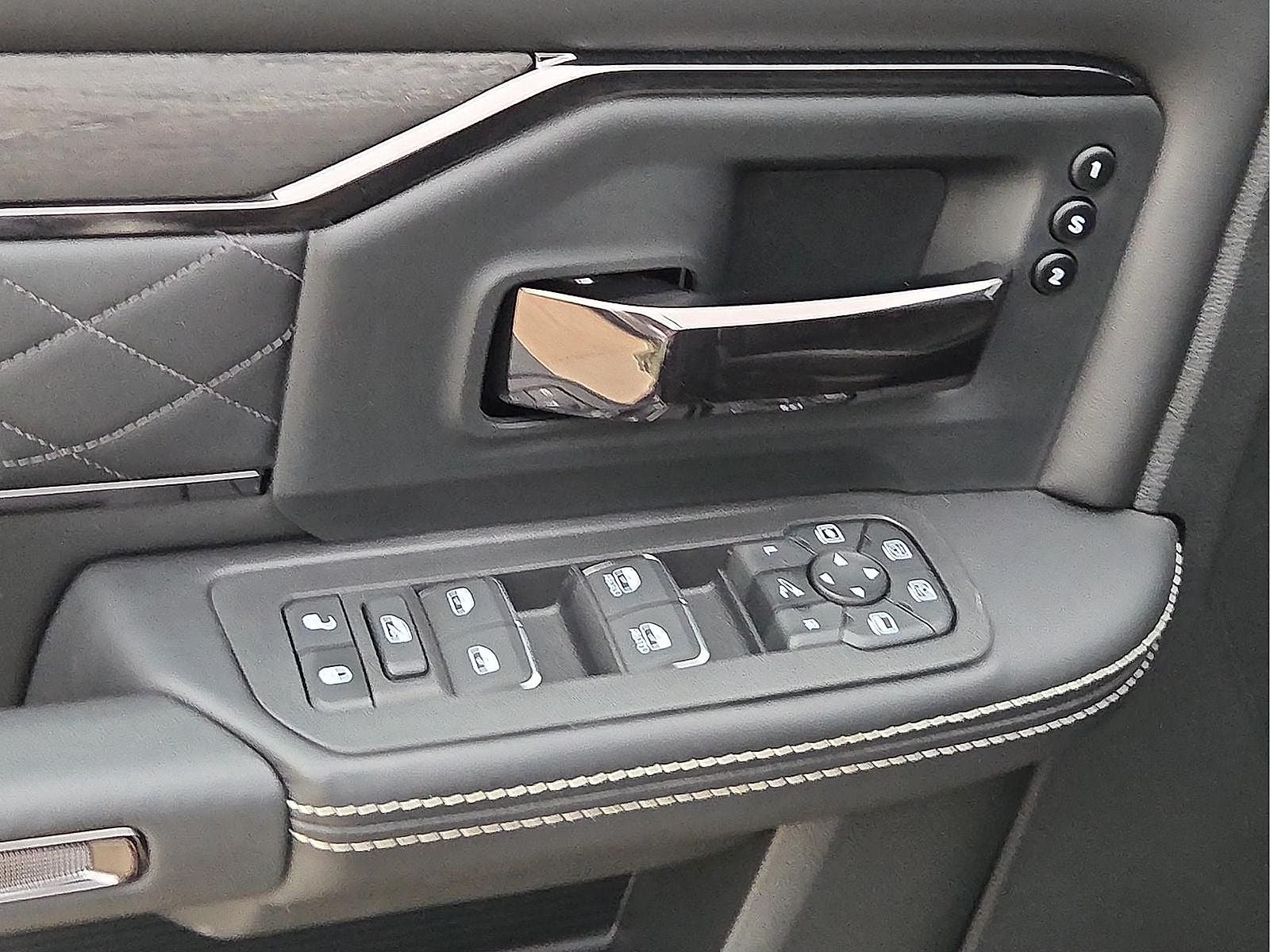 2026 RAM Ram 2500 RAM 2500 LIMITED CREW CAB 4X4 6'4' BOX